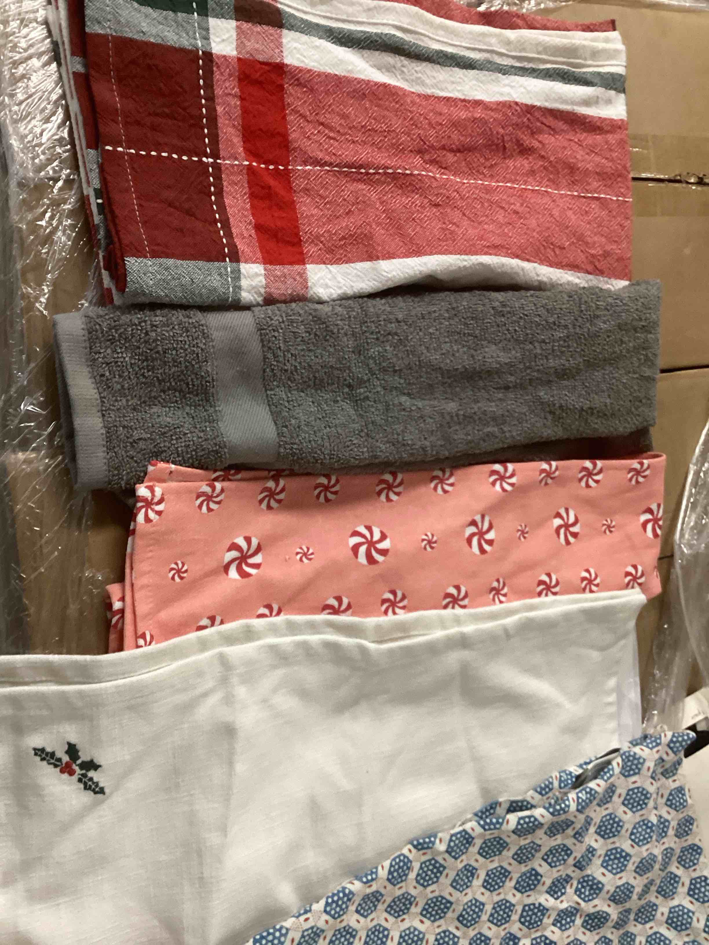 Assorted items 