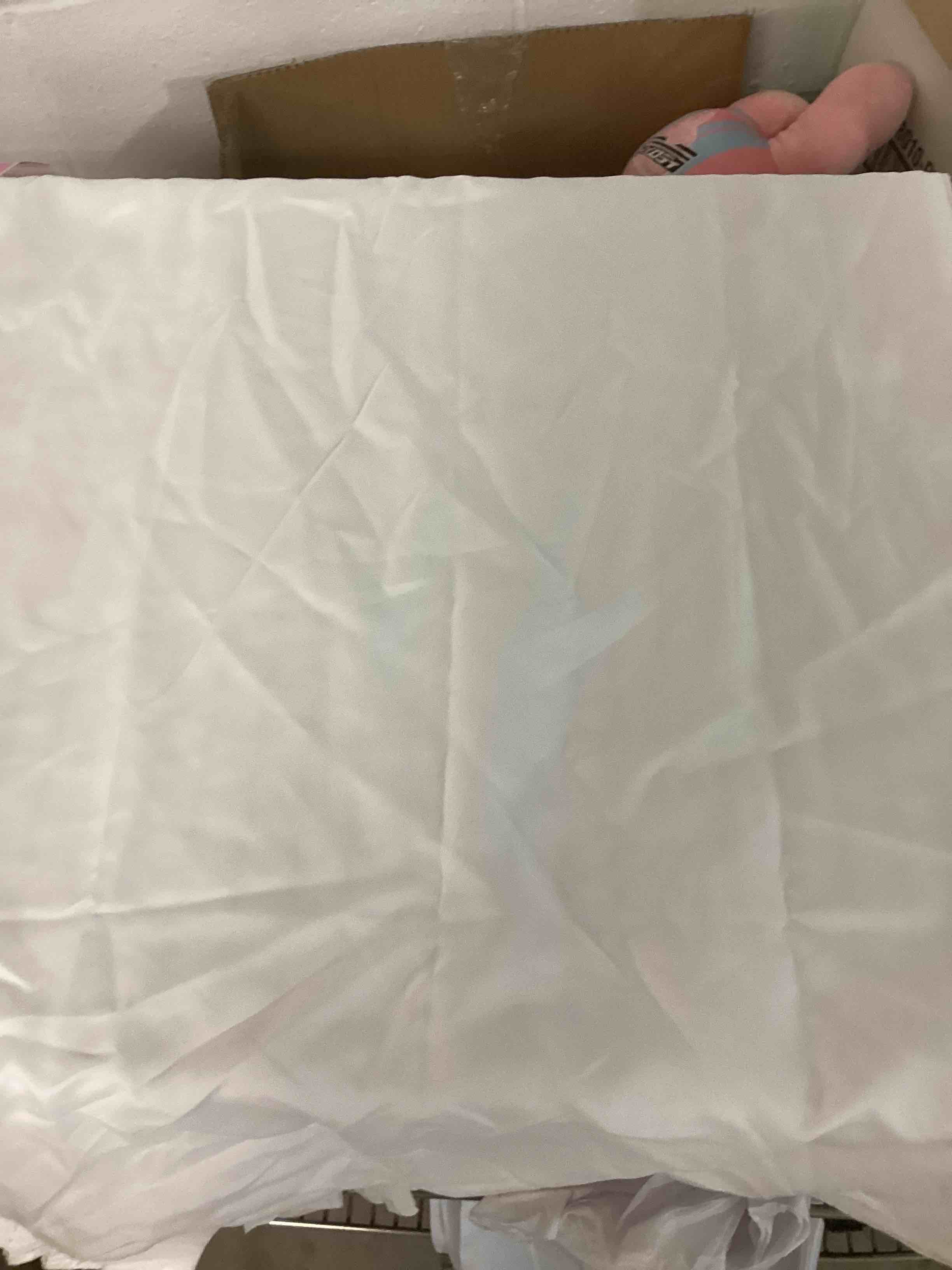 https://s3.amazonaws.com/lotting-images-prod/bidfta/PNK1231109_1756225752507.jpeg