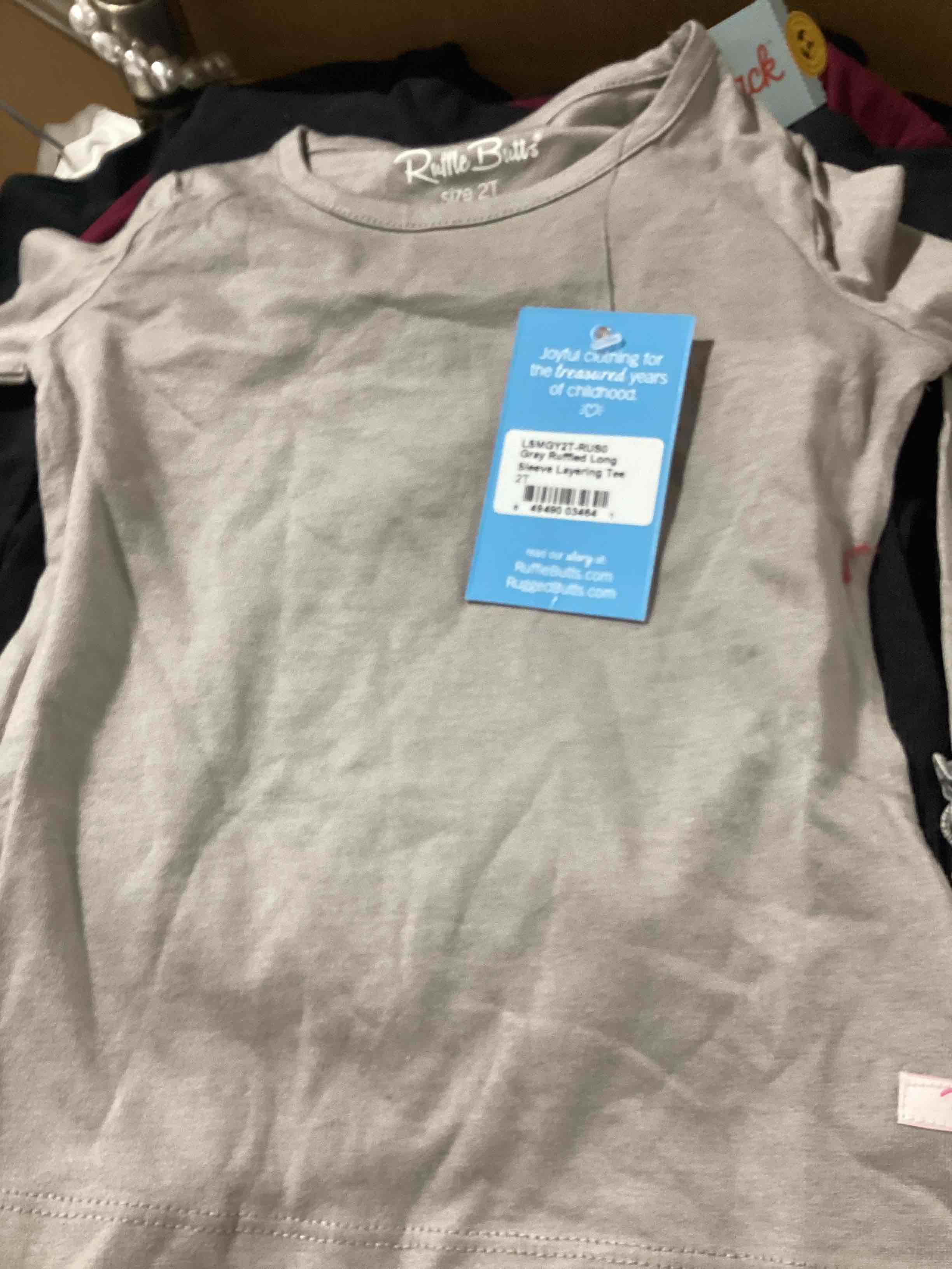 https://s3.amazonaws.com/lotting-images-prod/bidfta/PNK1231306_1756331847709.jpeg