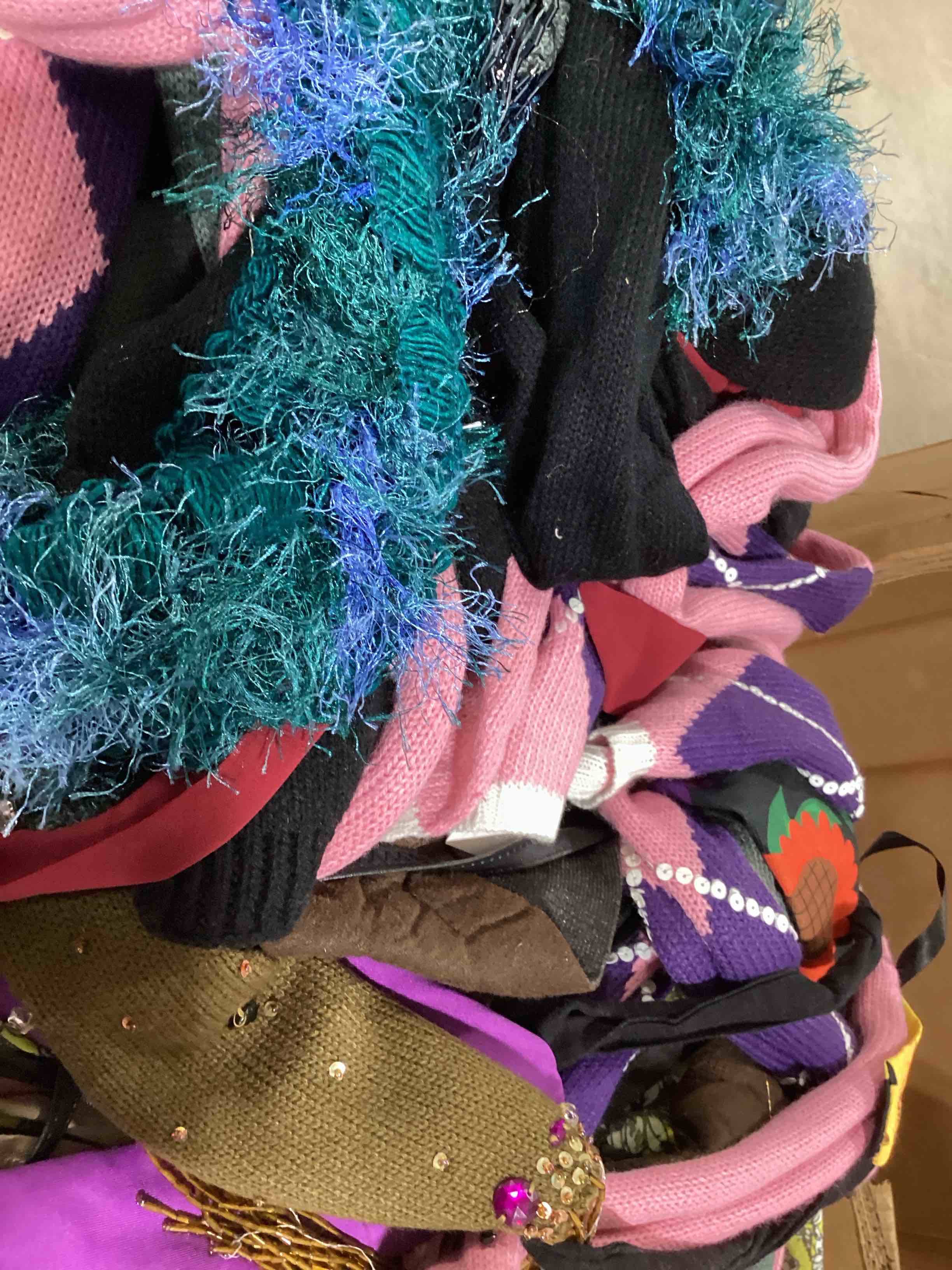 Assorted items Scarves 