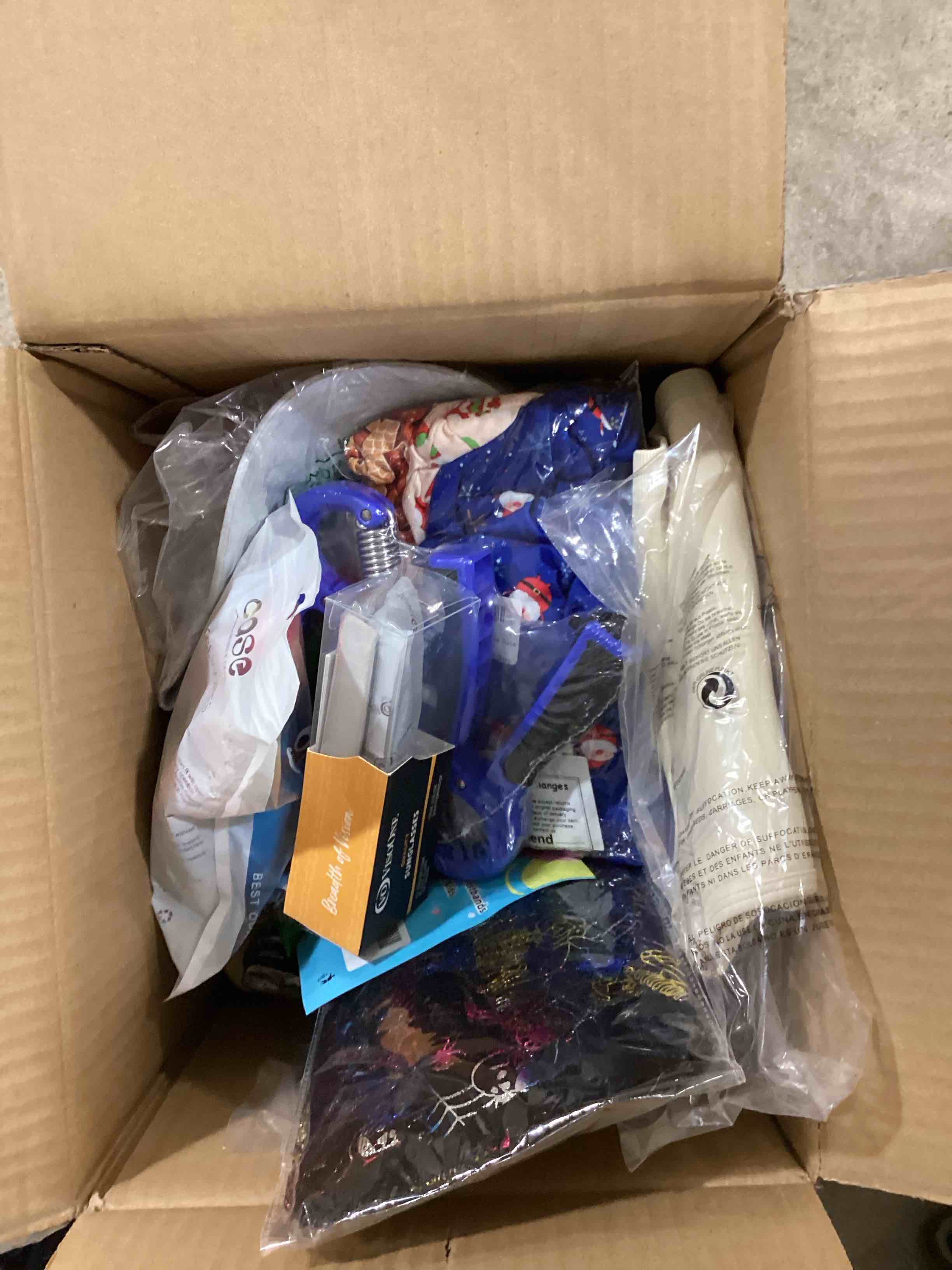 Assorted items 