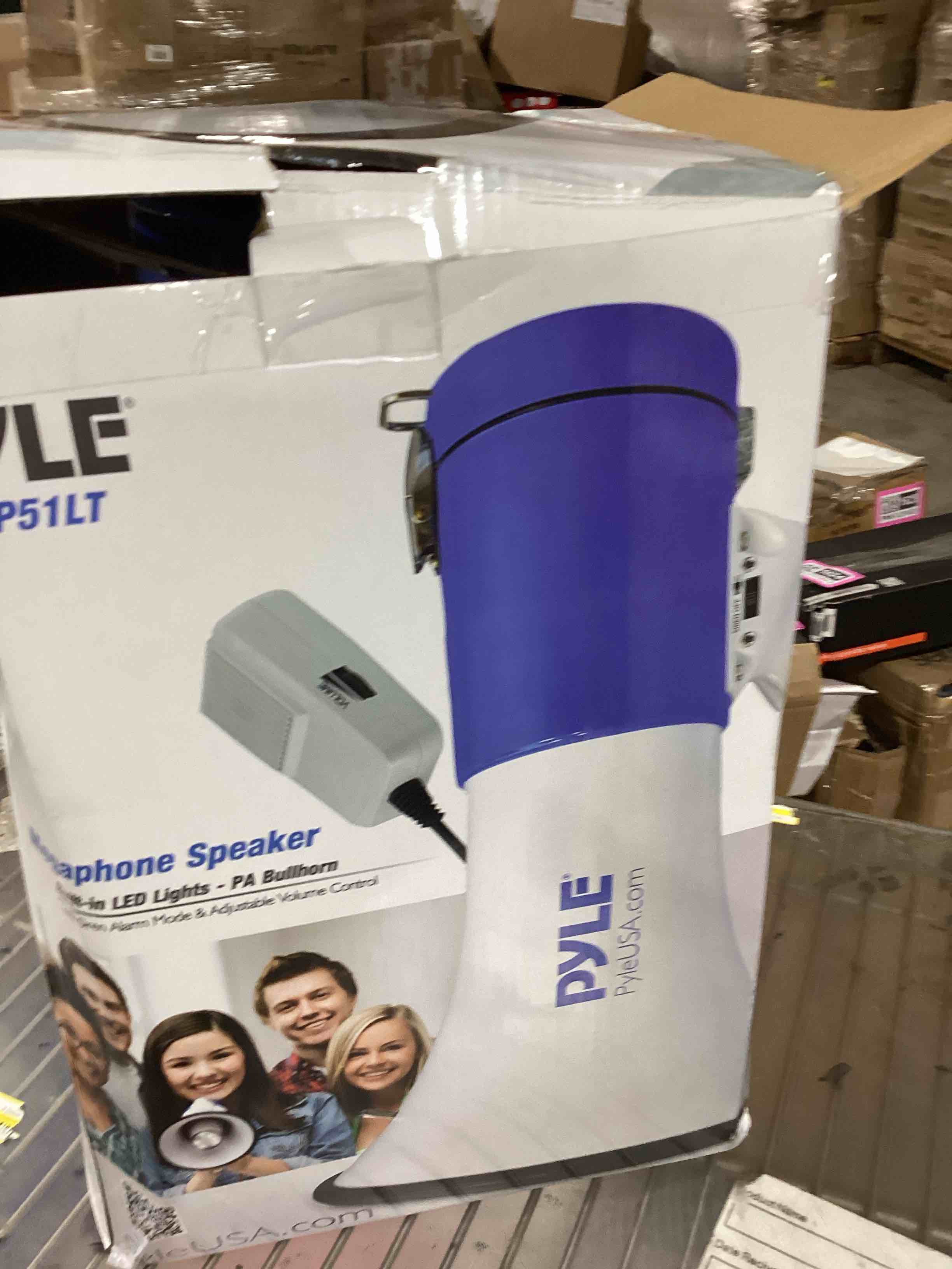https://s3.amazonaws.com/lotting-images-prod/bidfta/PNK1231883_1756758095997.jpeg