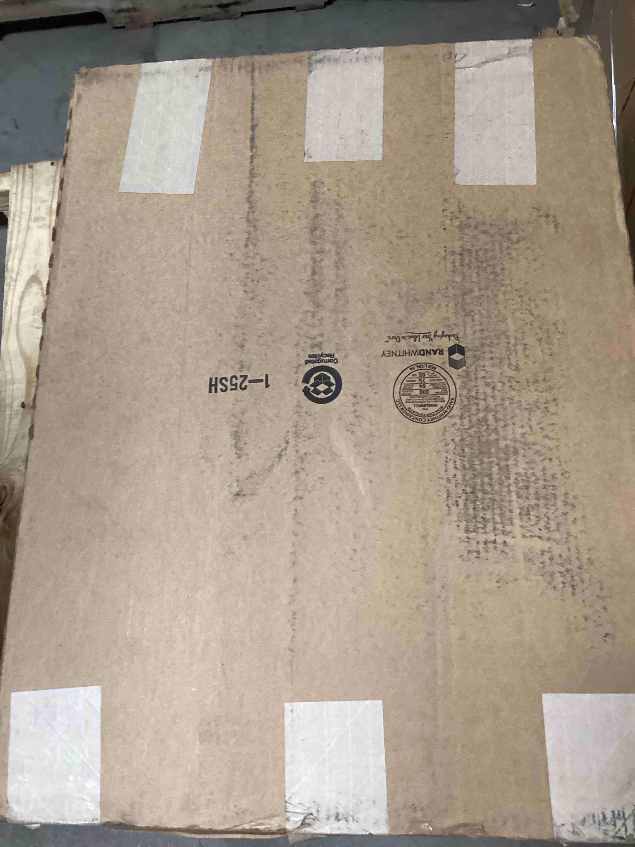 https://s3.amazonaws.com/lotting-images-prod/bidfta/PNK1231971_1756821213735.jpeg