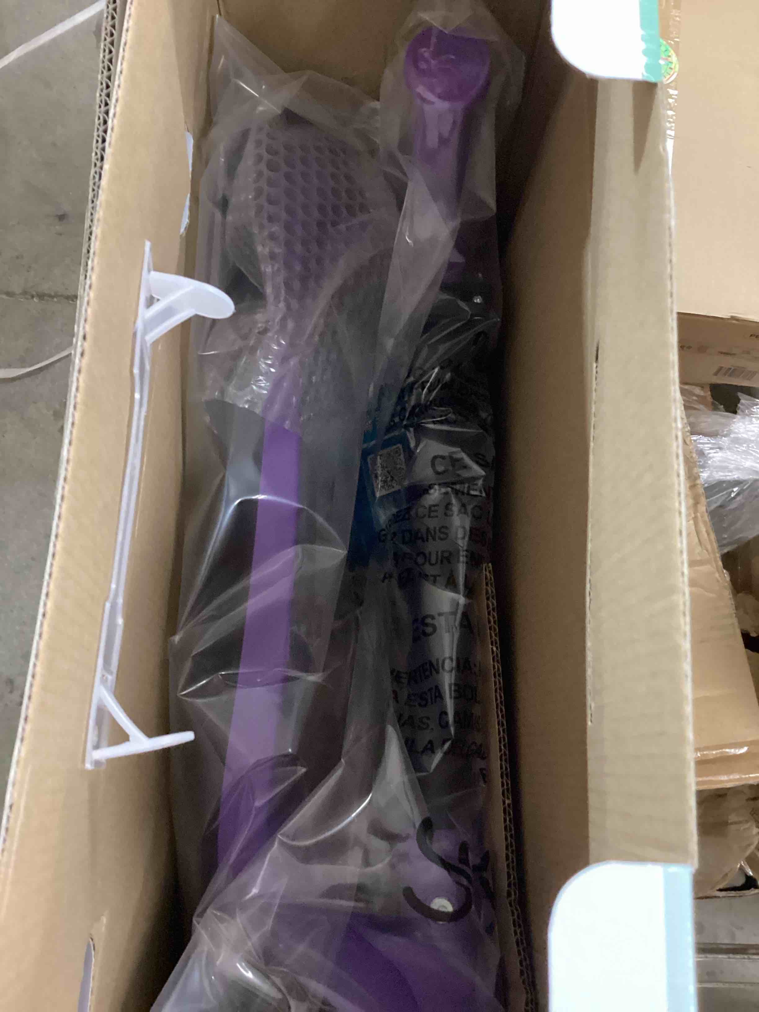 https://s3.amazonaws.com/lotting-images-prod/bidfta/PNK1232209_1756999623284.jpeg