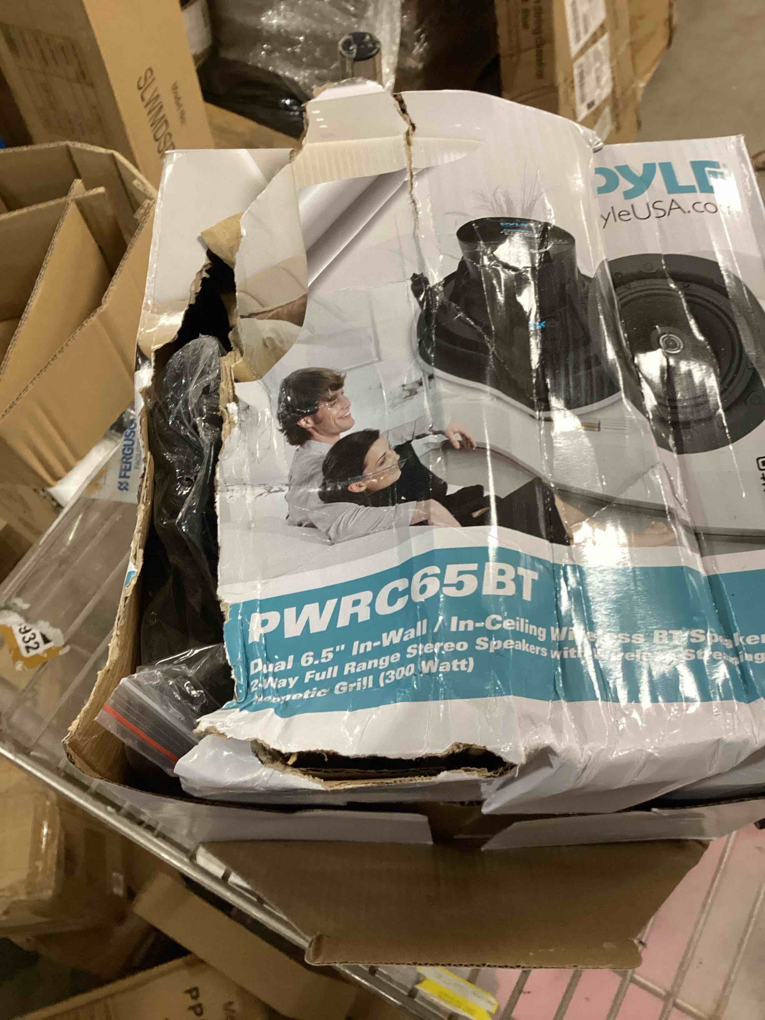 https://s3.amazonaws.com/lotting-images-prod/bidfta/PNK1232210_1756999476676.jpeg