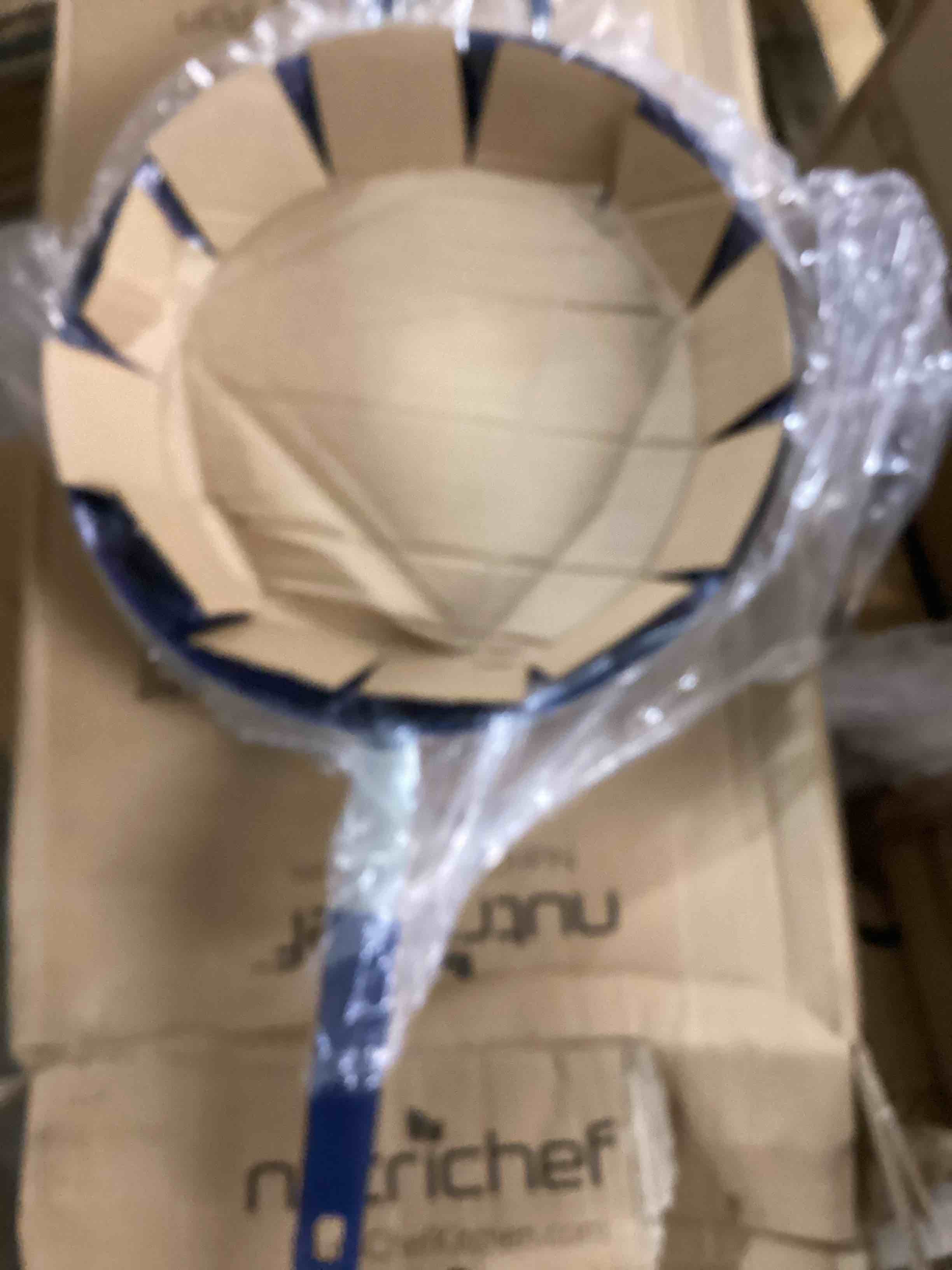 https://s3.amazonaws.com/lotting-images-prod/bidfta/PNK1232215_1756998909651.jpeg