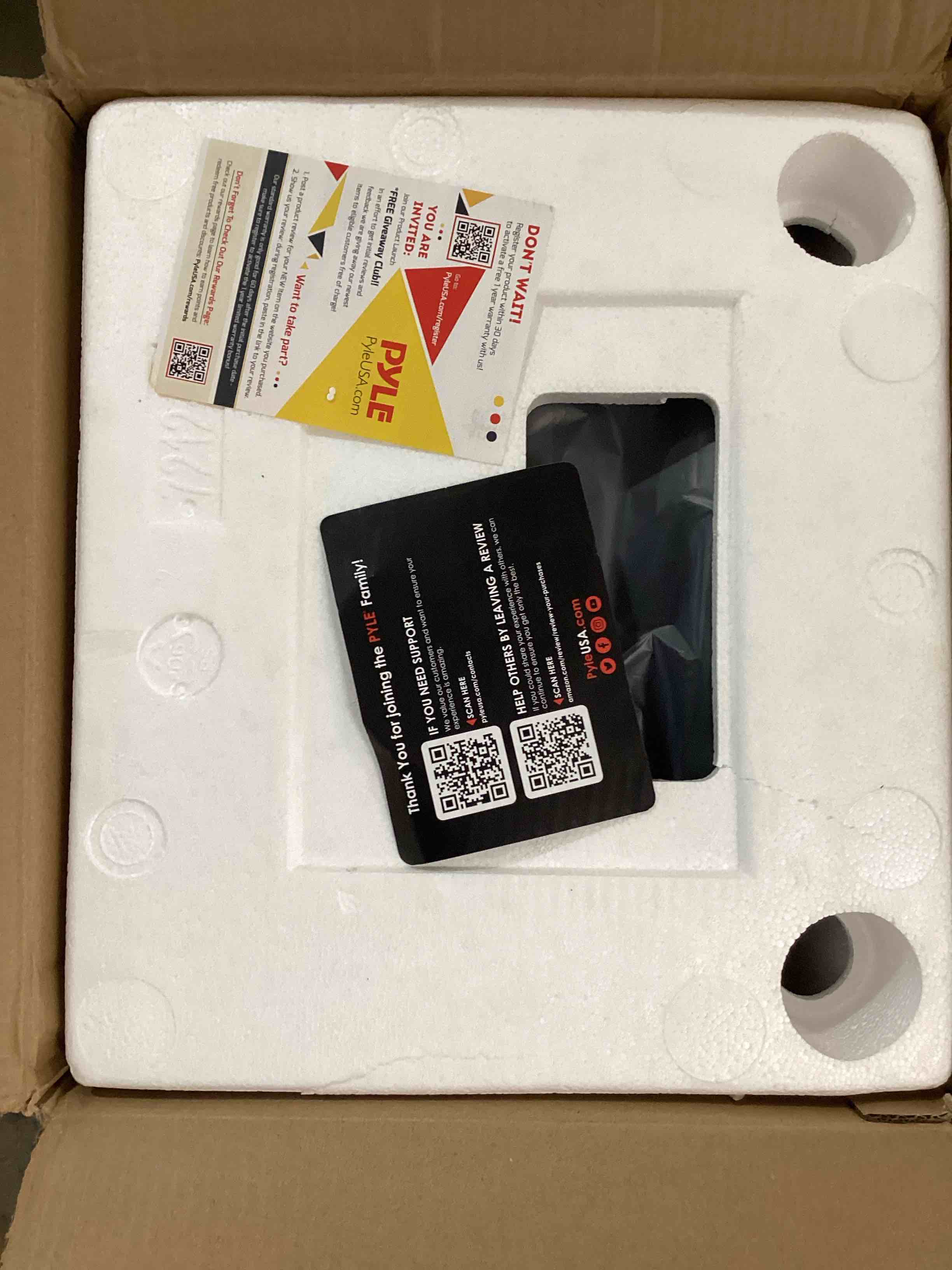https://s3.amazonaws.com/lotting-images-prod/bidfta/PNK1232217_1756998512566.jpeg
