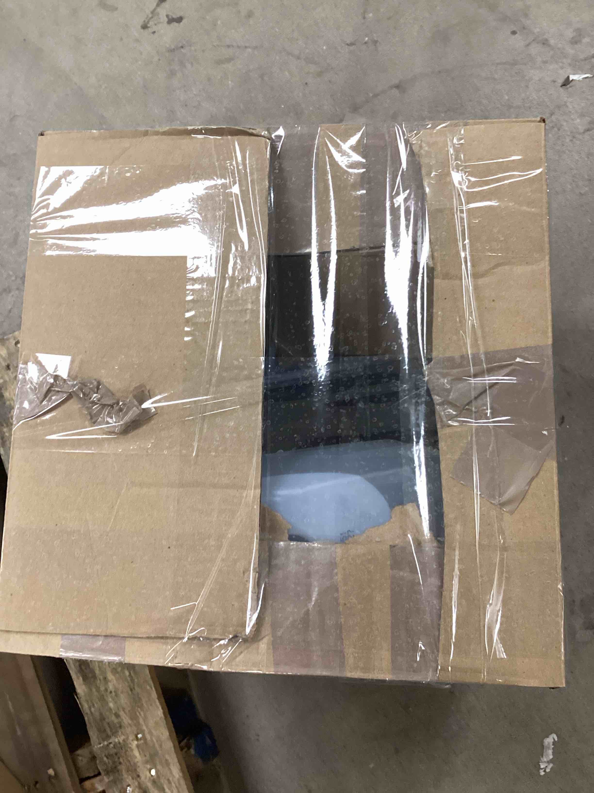 https://s3.amazonaws.com/lotting-images-prod/bidfta/PNK1232320_1757018136538.jpeg