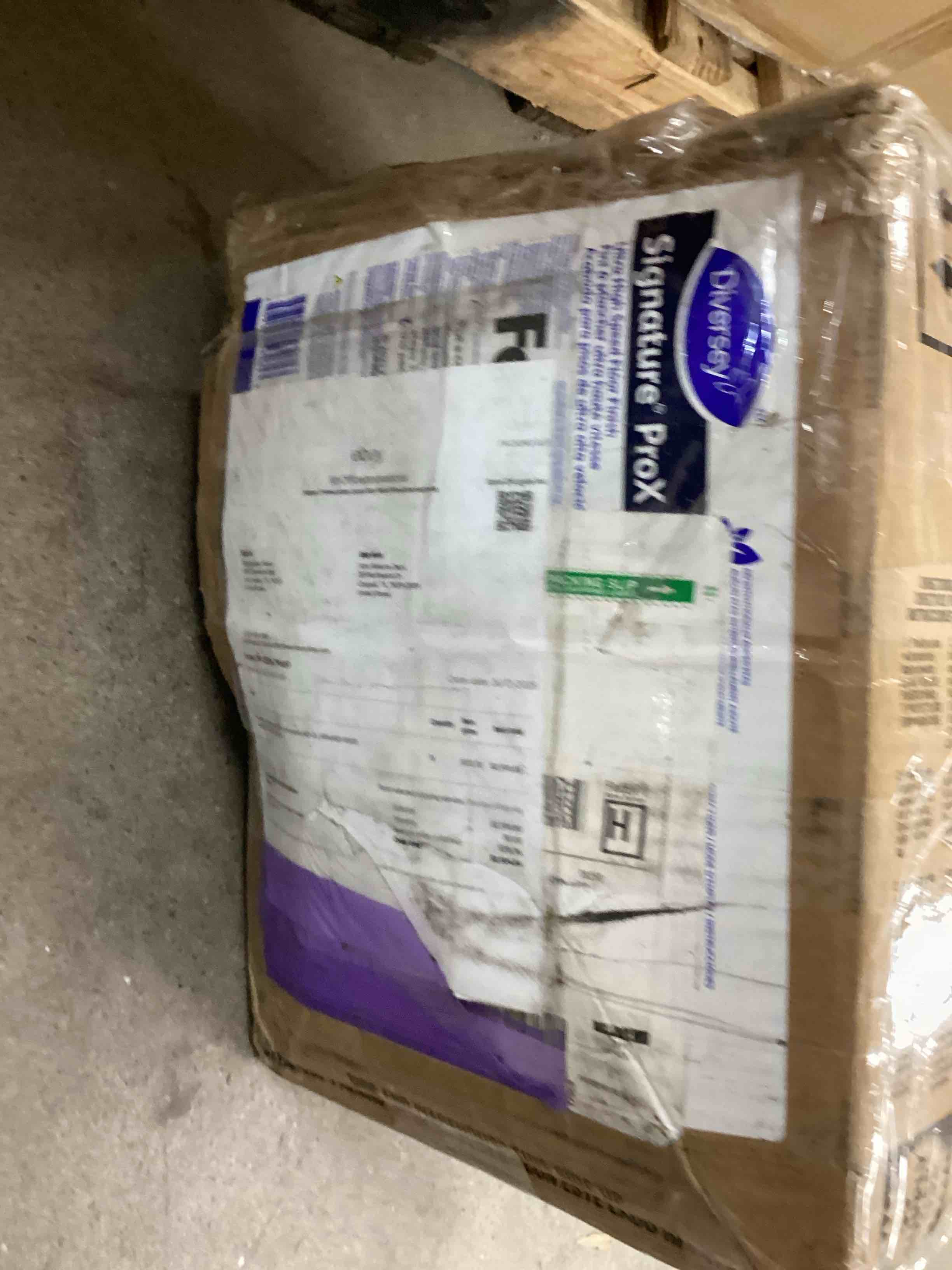 https://s3.amazonaws.com/lotting-images-prod/bidfta/PNK1232321_1757017584612.jpeg