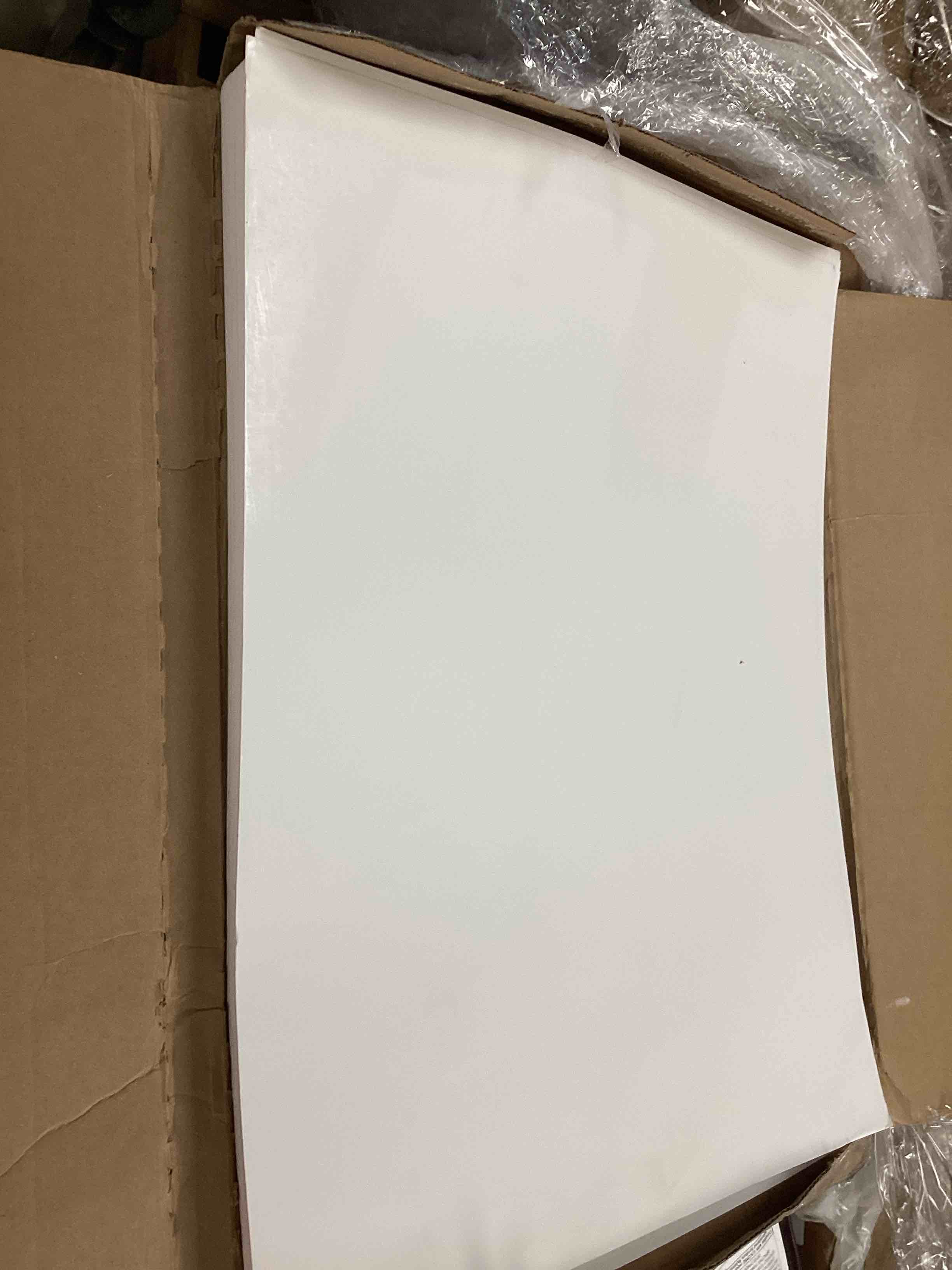 https://s3.amazonaws.com/lotting-images-prod/bidfta/PNK1232325_1757016551855.jpeg