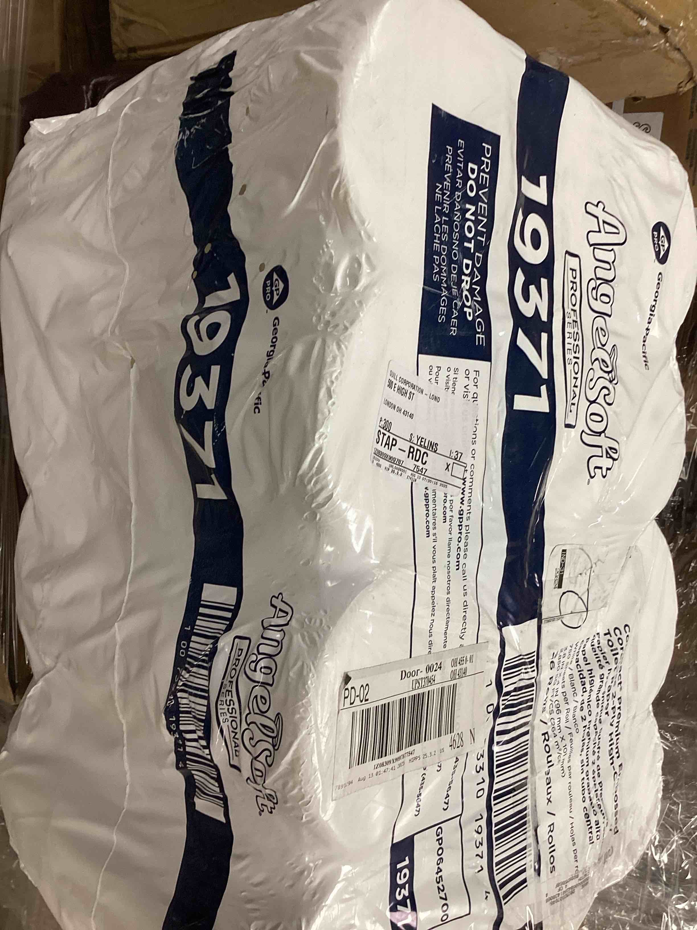 https://s3.amazonaws.com/lotting-images-prod/bidfta/PNK1232331_1757015743659.jpeg