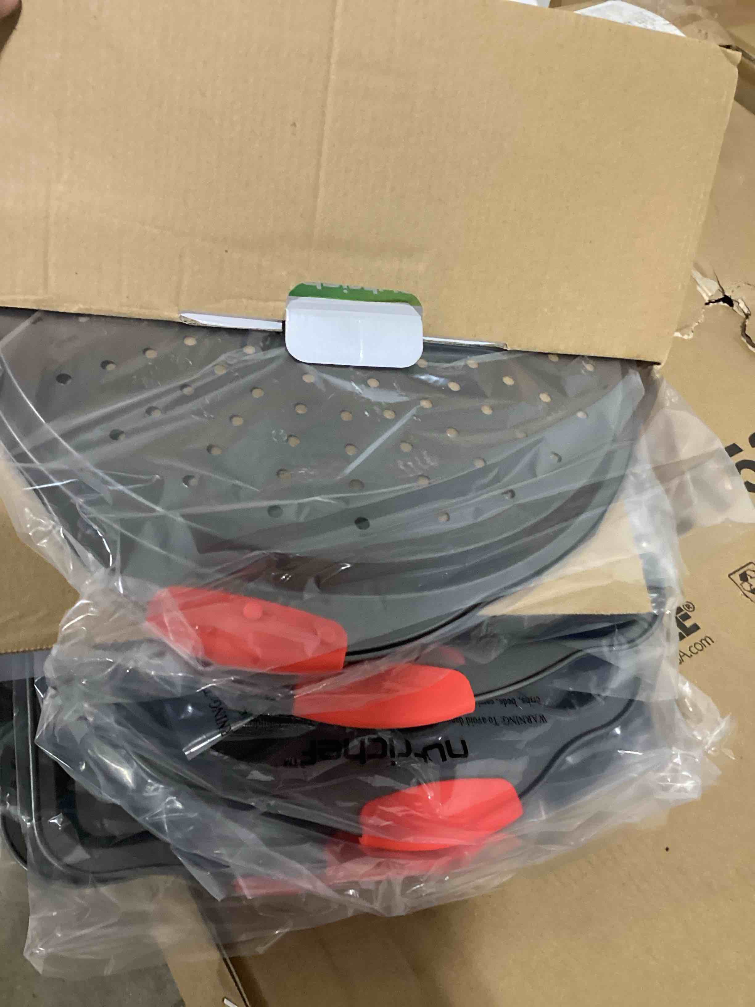 https://s3.amazonaws.com/lotting-images-prod/bidfta/PNK1232346_1757083663430.jpeg