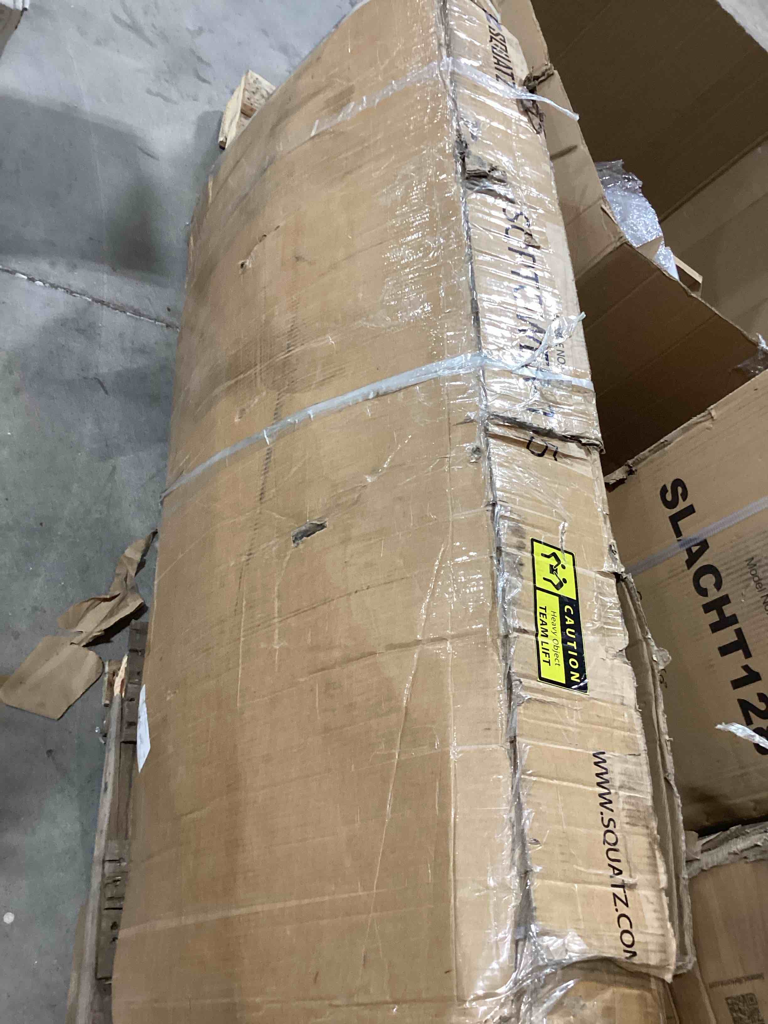 https://s3.amazonaws.com/lotting-images-prod/bidfta/PNK1232375_1757090948339.jpeg