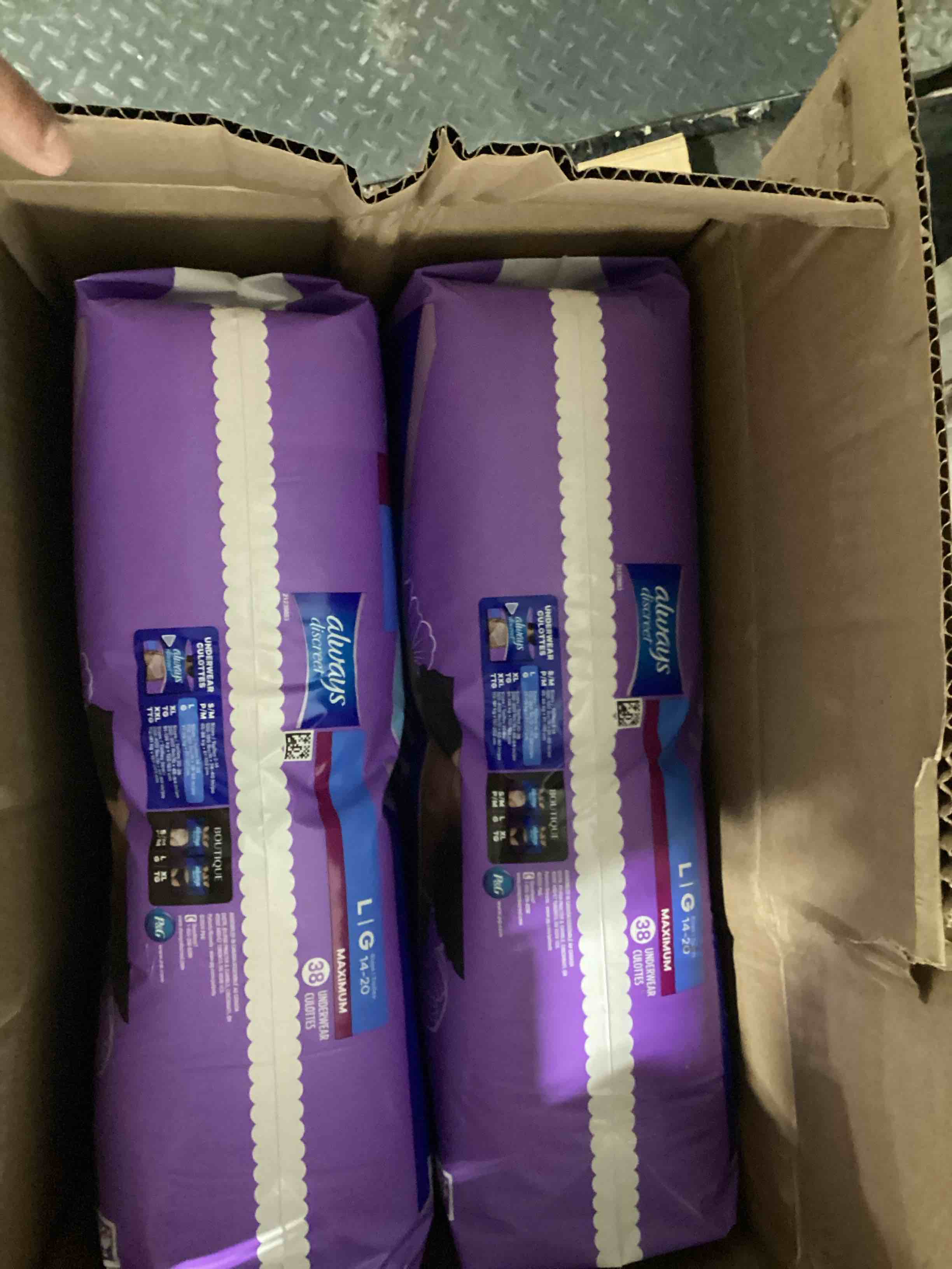https://s3.amazonaws.com/lotting-images-prod/bidfta/PNK1232669_1757426452567.jpeg