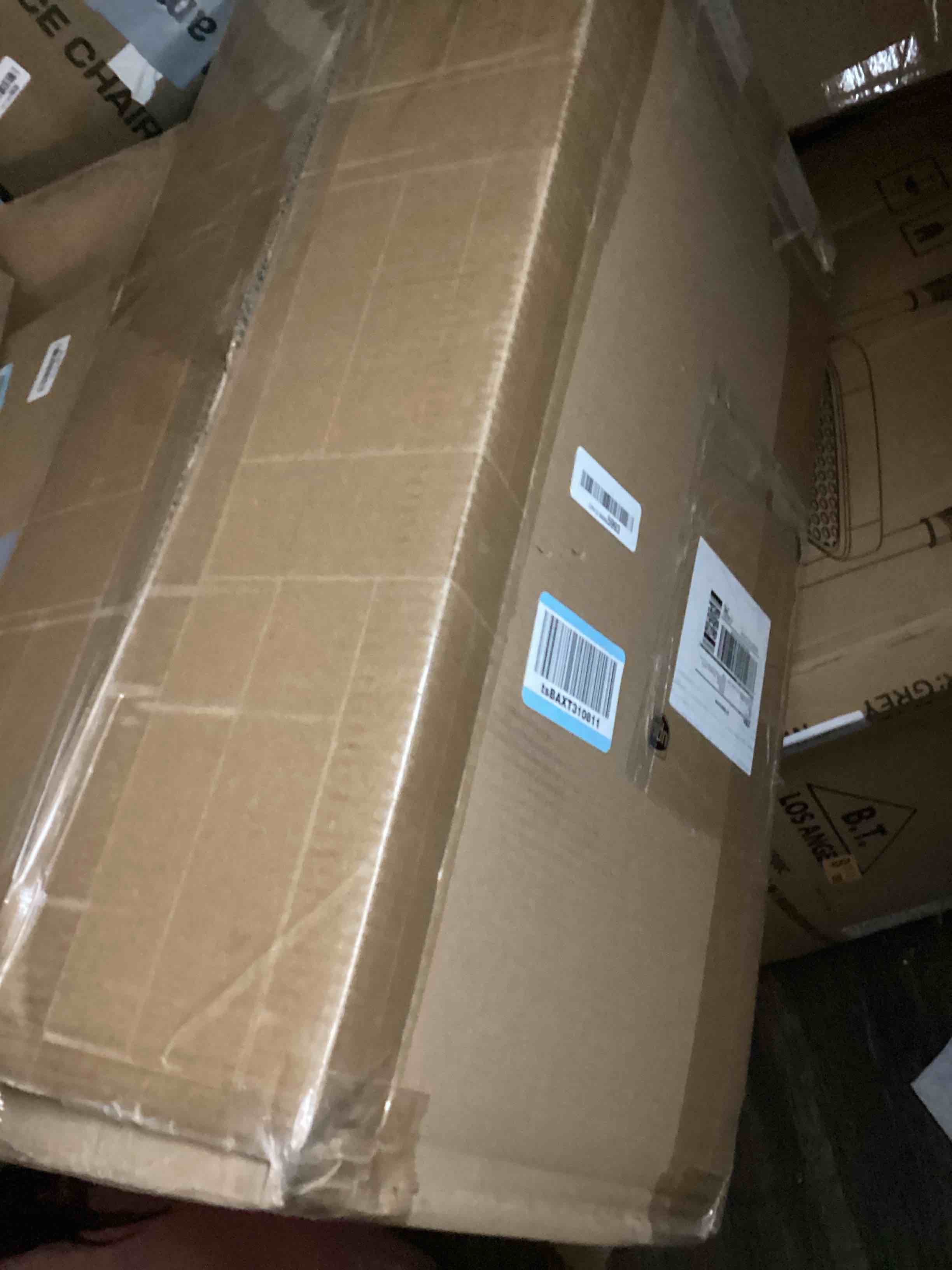 https://s3.amazonaws.com/lotting-images-prod/bidfta/PNK1232719_1757447239658.jpeg