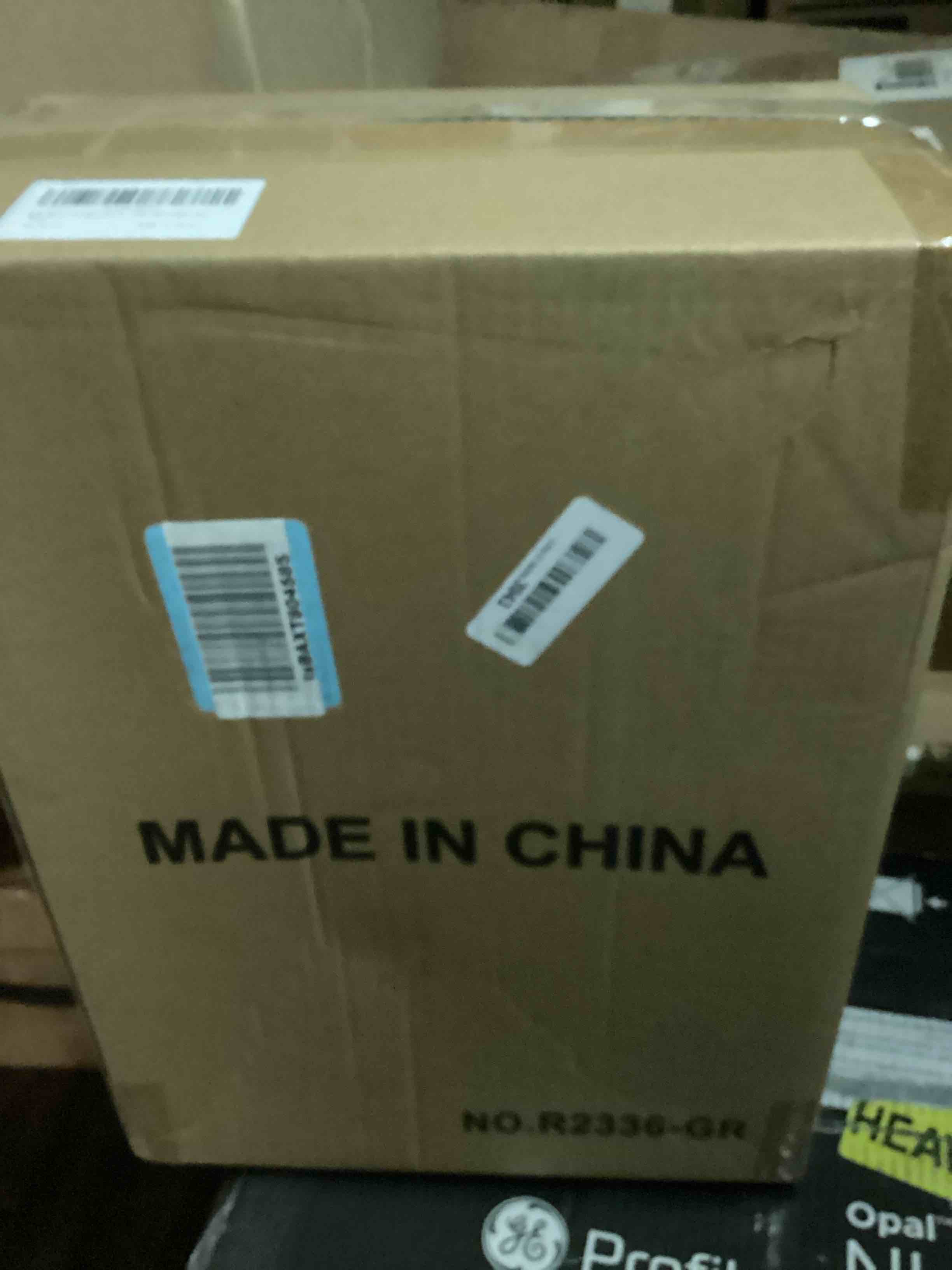 https://s3.amazonaws.com/lotting-images-prod/bidfta/PNK1232725_1757443843538.jpeg