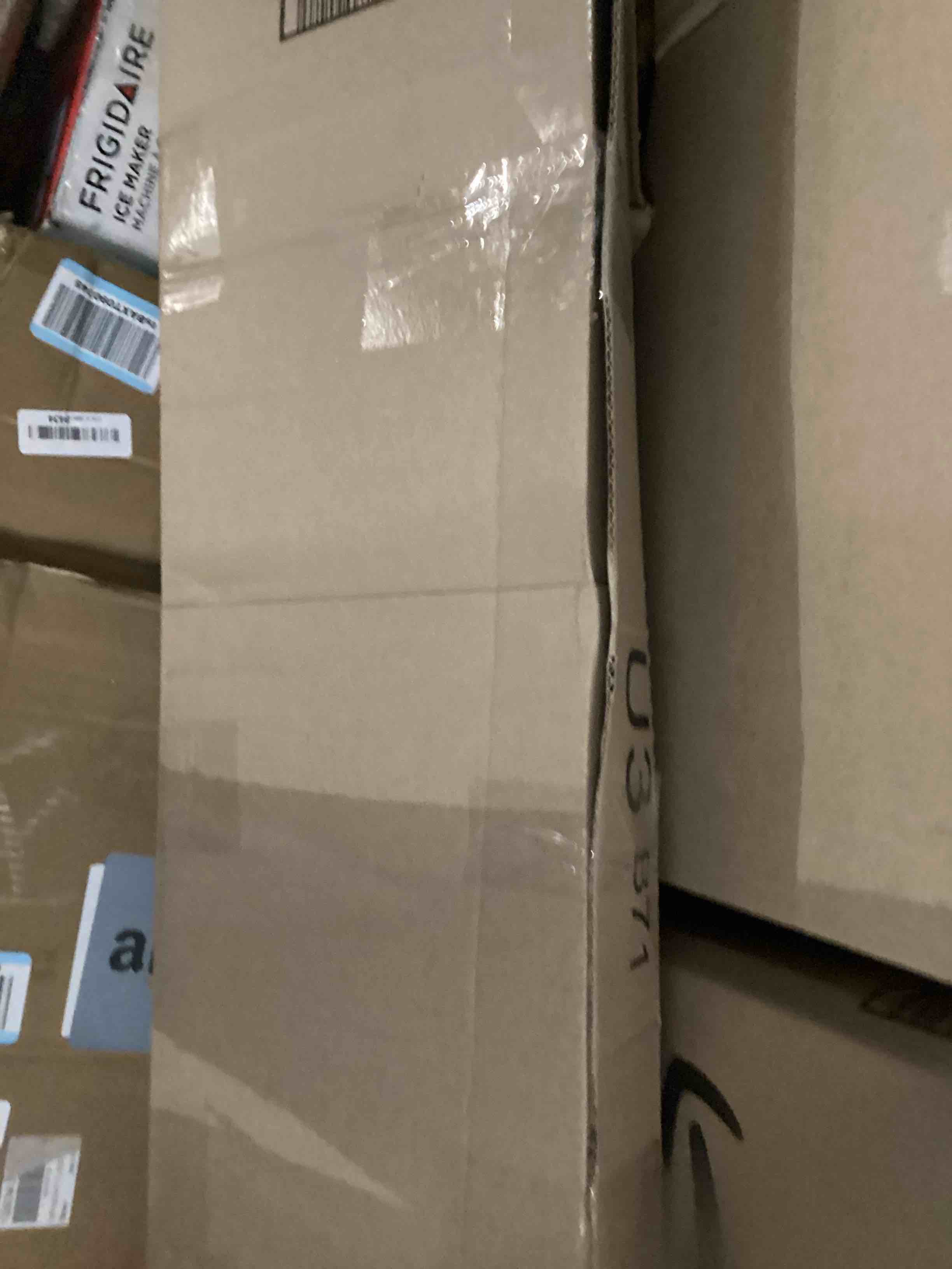 https://s3.amazonaws.com/lotting-images-prod/bidfta/PNK1232801_1757610401117.jpeg