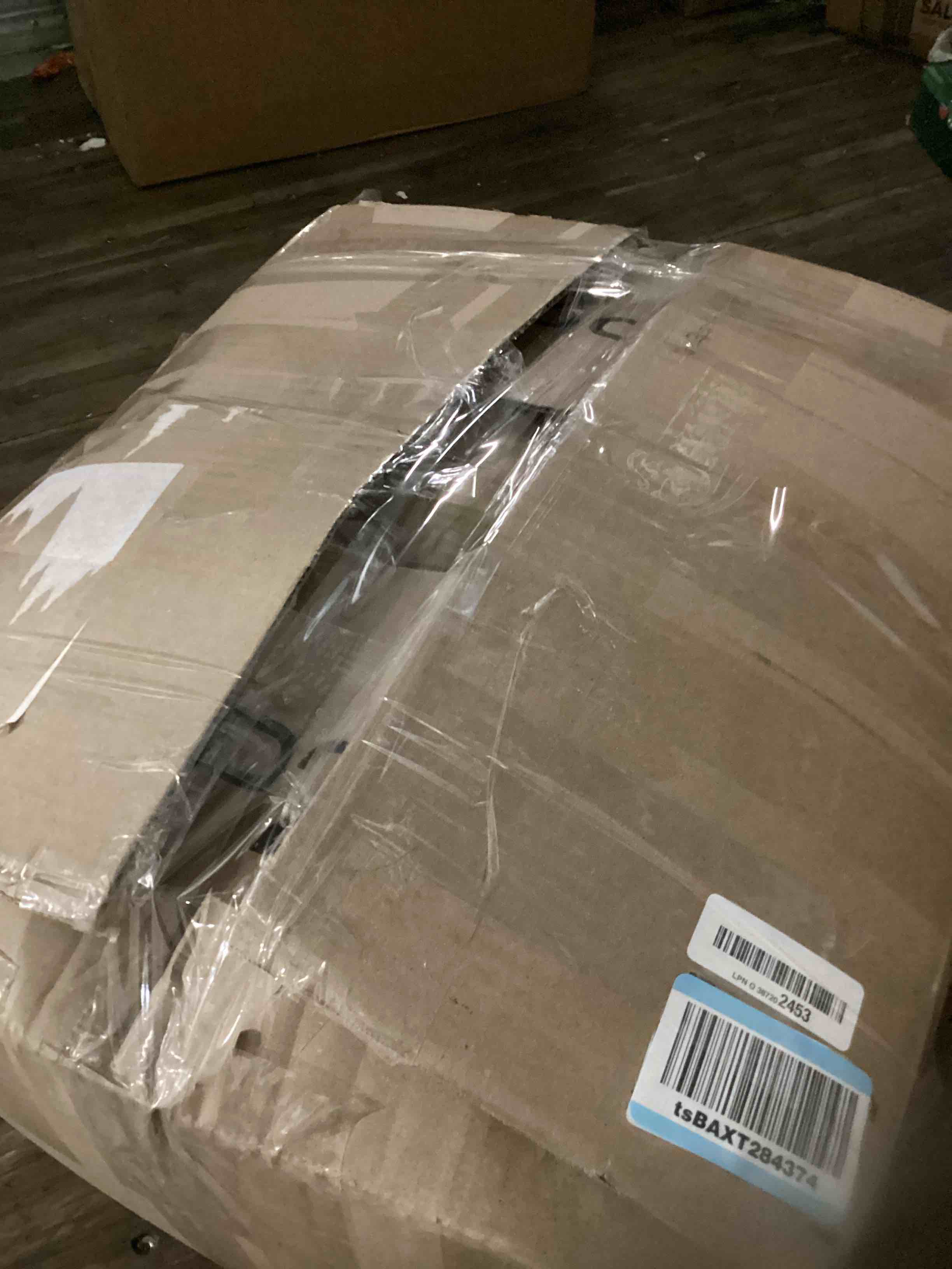 https://s3.amazonaws.com/lotting-images-prod/bidfta/PNK1233041_1757687279972.jpeg