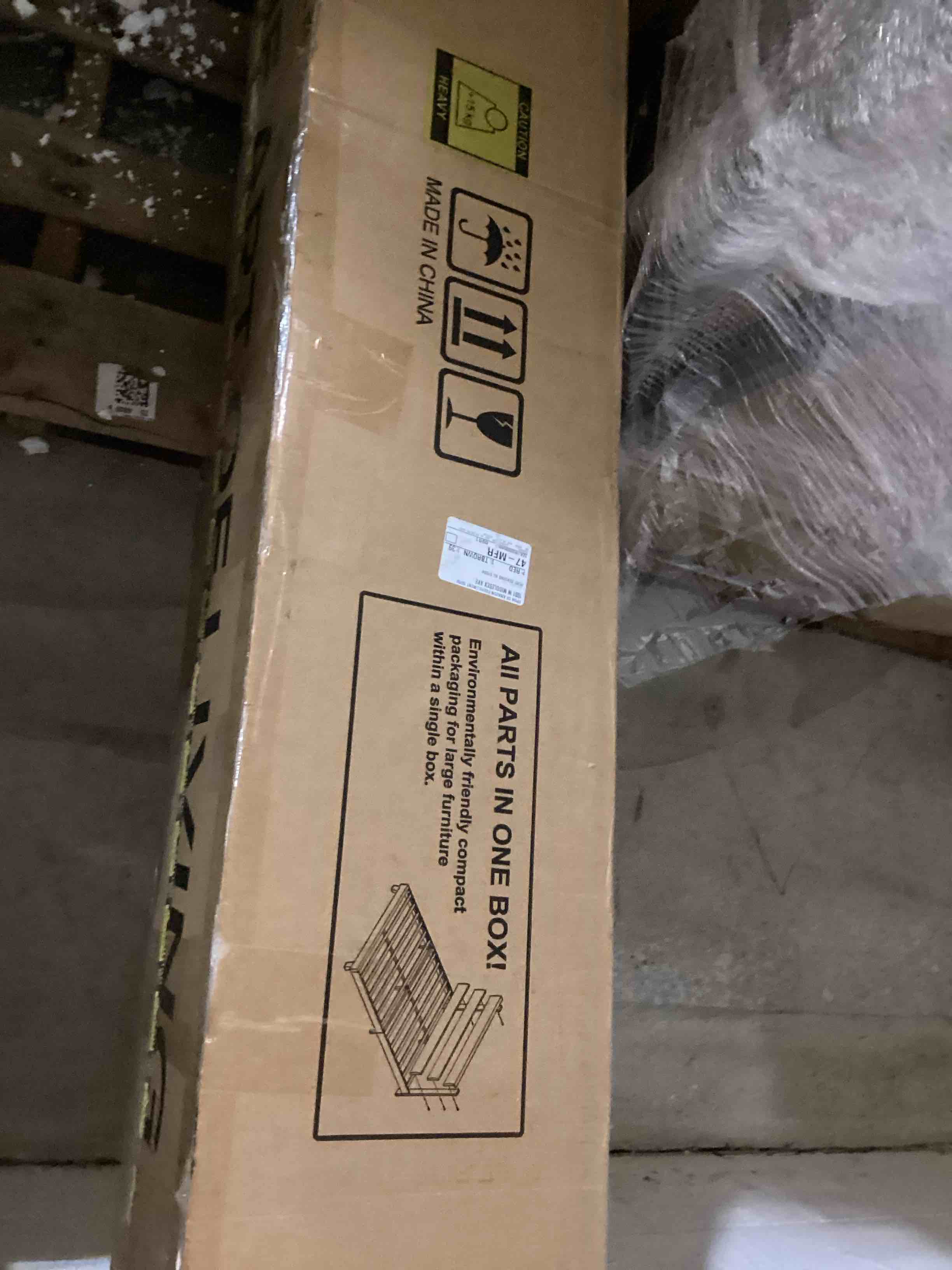 https://s3.amazonaws.com/lotting-images-prod/bidfta/PNK1233147_1757968357240.jpeg