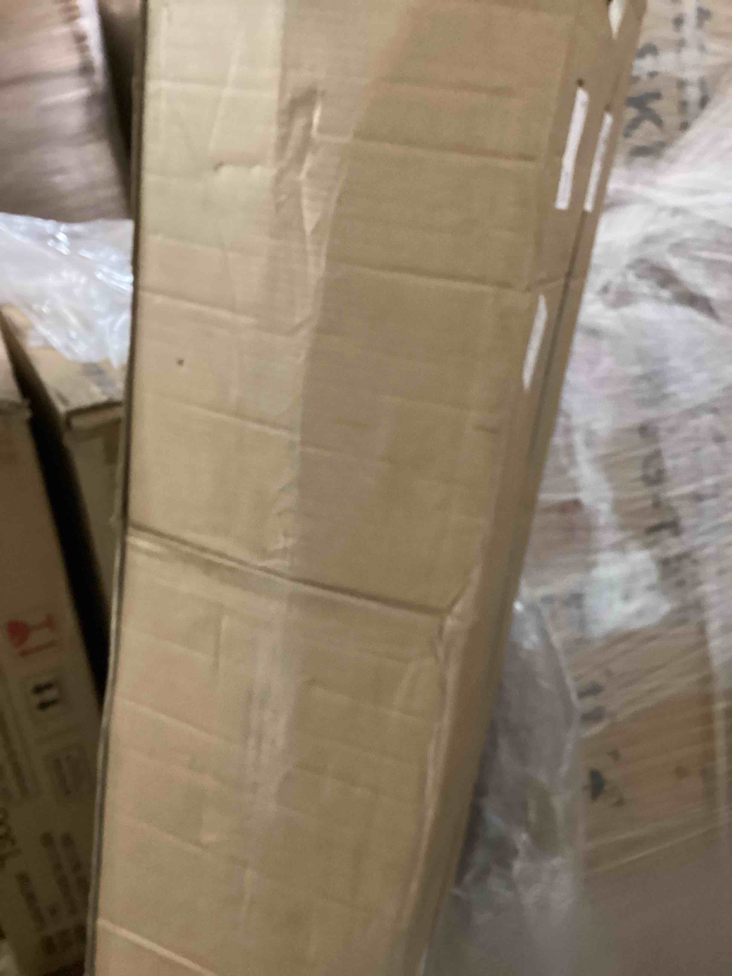 https://s3.amazonaws.com/lotting-images-prod/bidfta/PNK1233153_1757966362784.jpeg