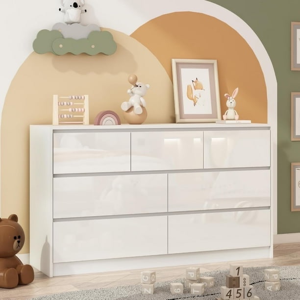 Drawer Dresser for Bedroom, 