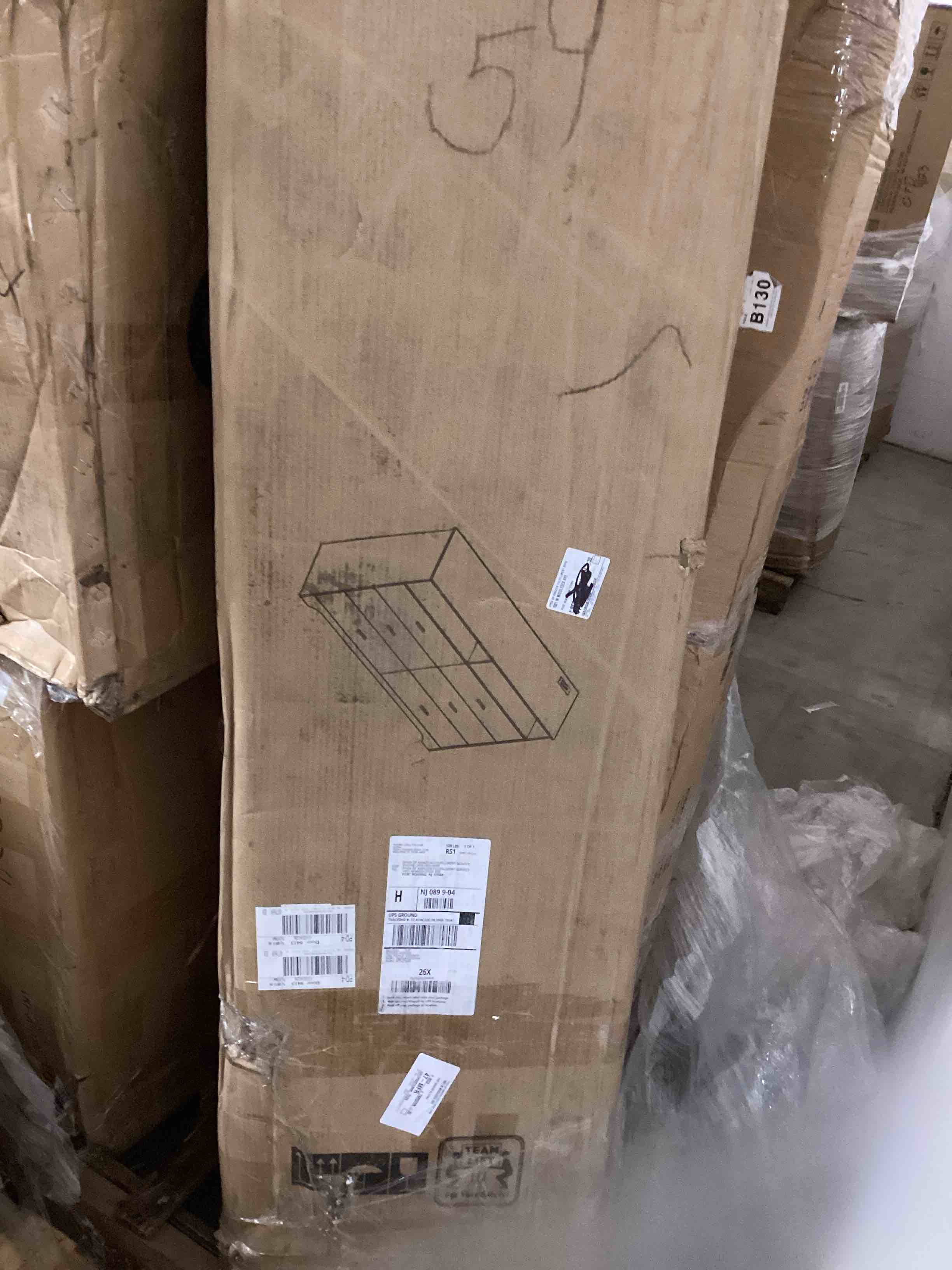 https://s3.amazonaws.com/lotting-images-prod/bidfta/PNK1233221_1758032794485.jpeg