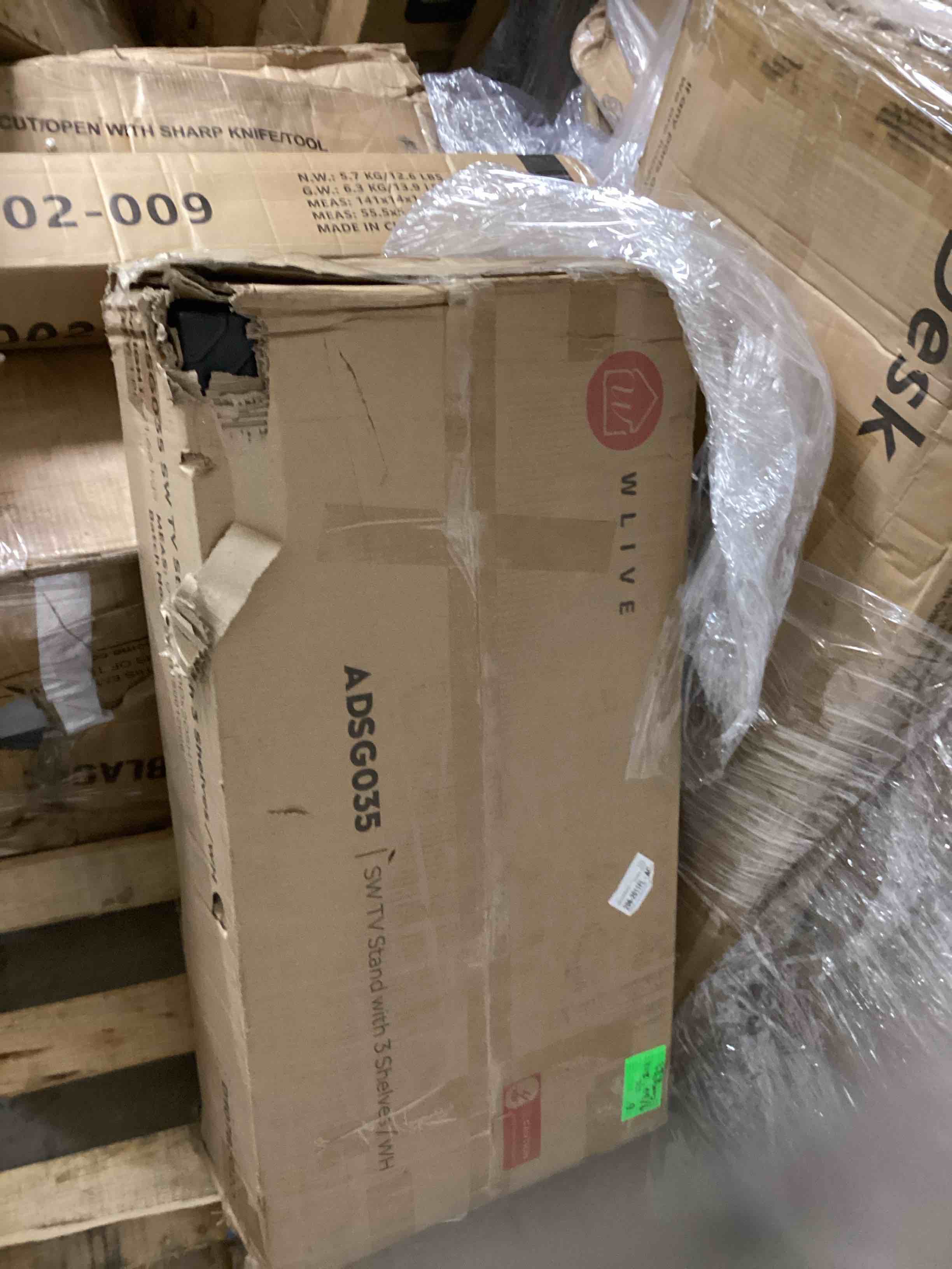 https://s3.amazonaws.com/lotting-images-prod/bidfta/PNK1233224_1758032041346.jpeg