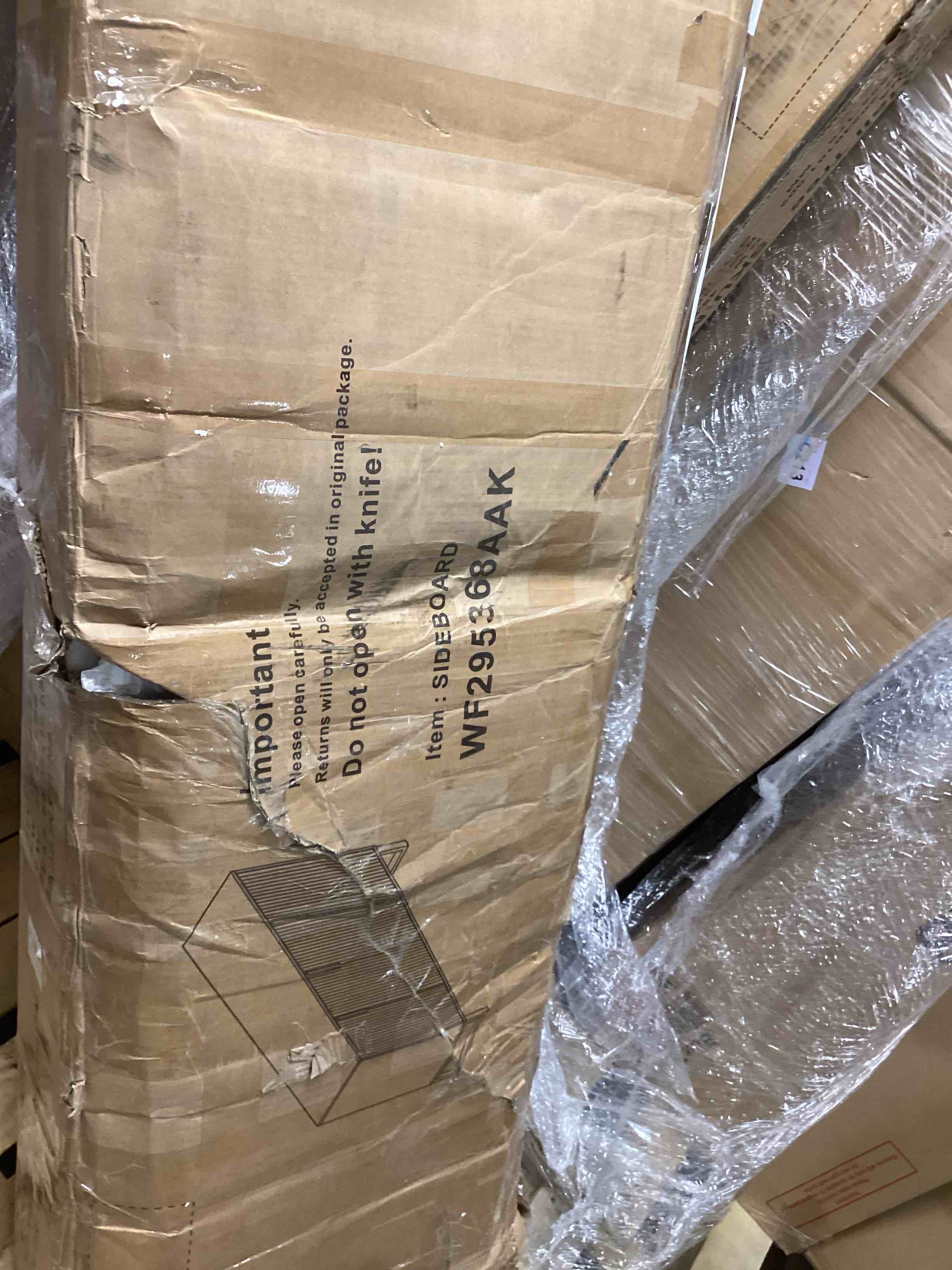 https://s3.amazonaws.com/lotting-images-prod/bidfta/PNK1233387_1758129404851.jpeg
