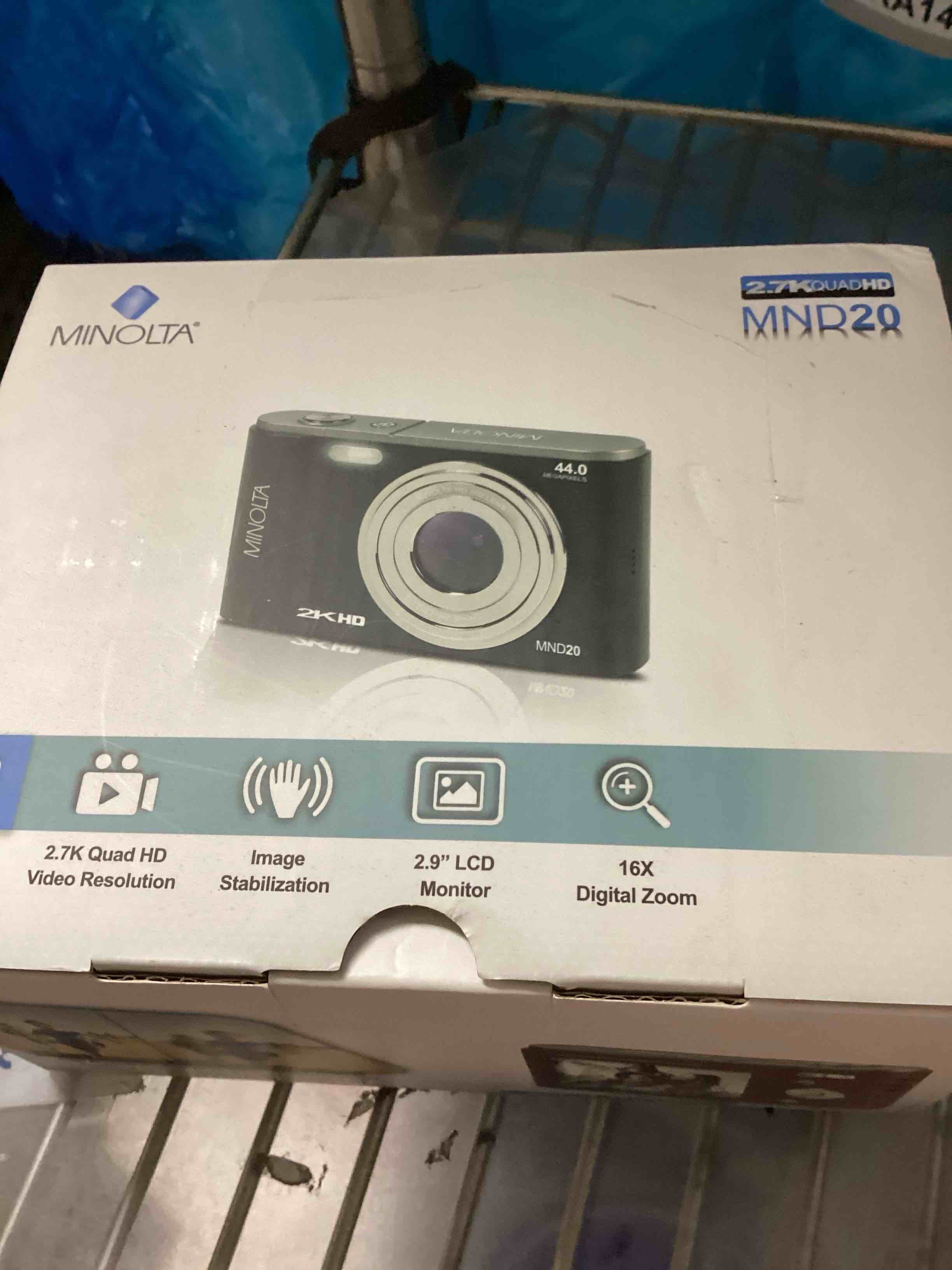https://s3.amazonaws.com/lotting-images-prod/bidfta/PNK1233723_1758641988391.jpeg