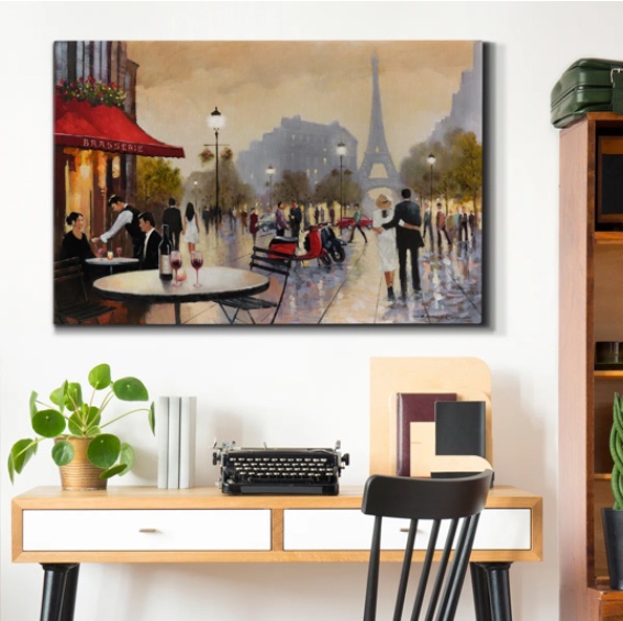 Arwah " Paris Stroll "
