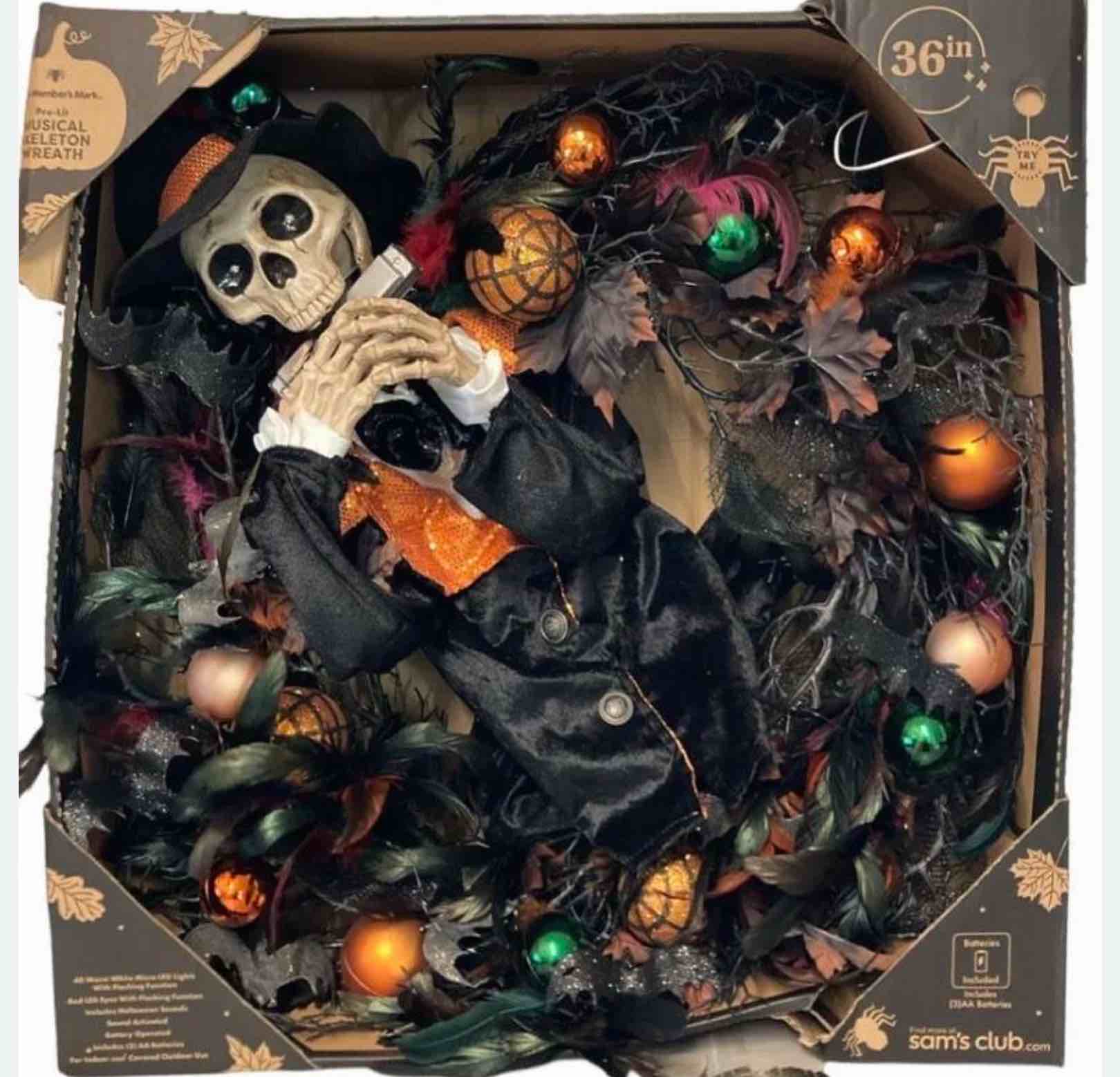 Member's Mark Halloween Wreath 36" Pre-Lit Musical Skeleton Halloween Wreath