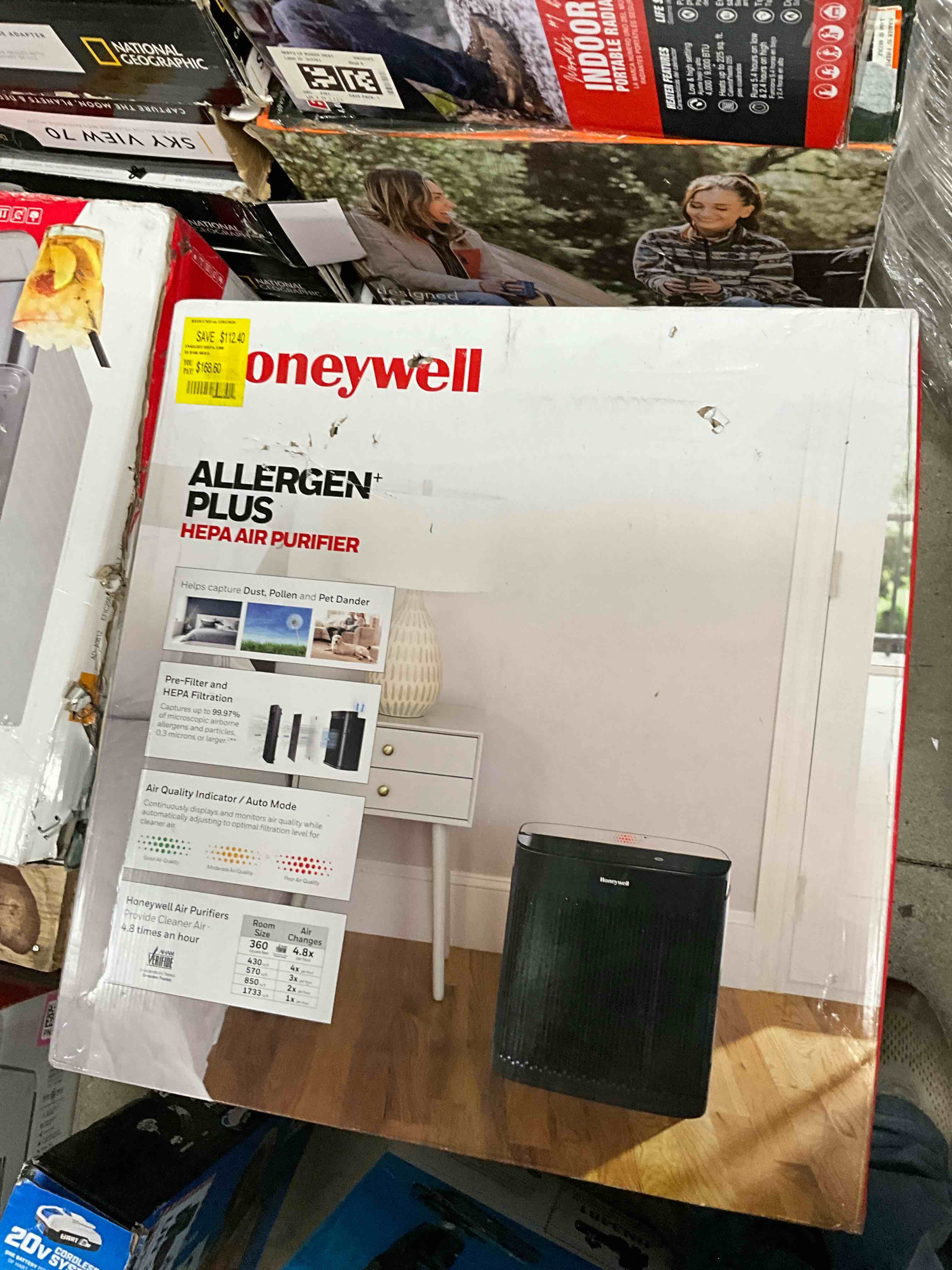 https://s3.amazonaws.com/lotting-images-prod/bidfta/PNK1237079_1759776524189.jpeg