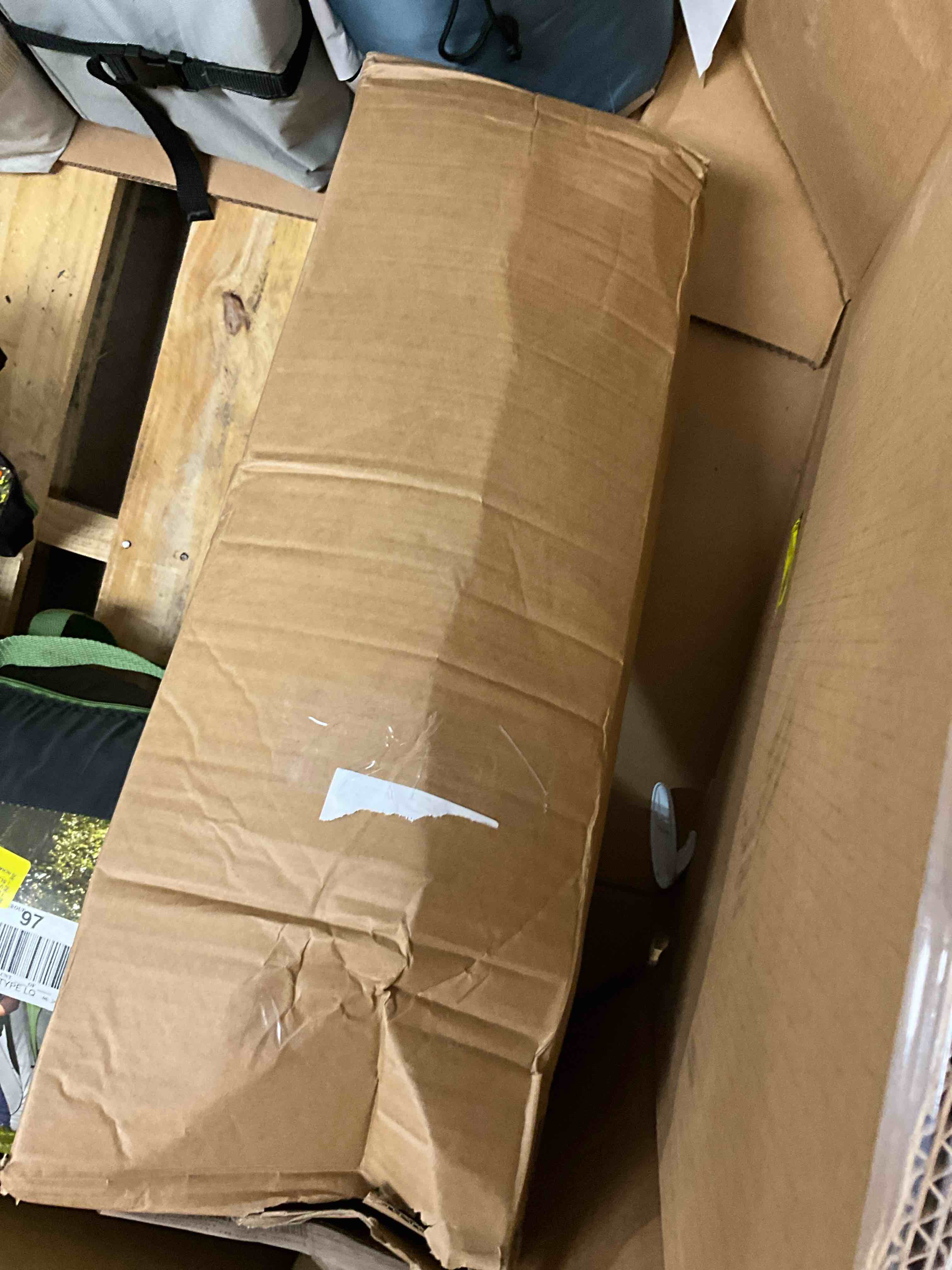 https://s3.amazonaws.com/lotting-images-prod/bidfta/PNK1237087_1759773127750.jpeg
