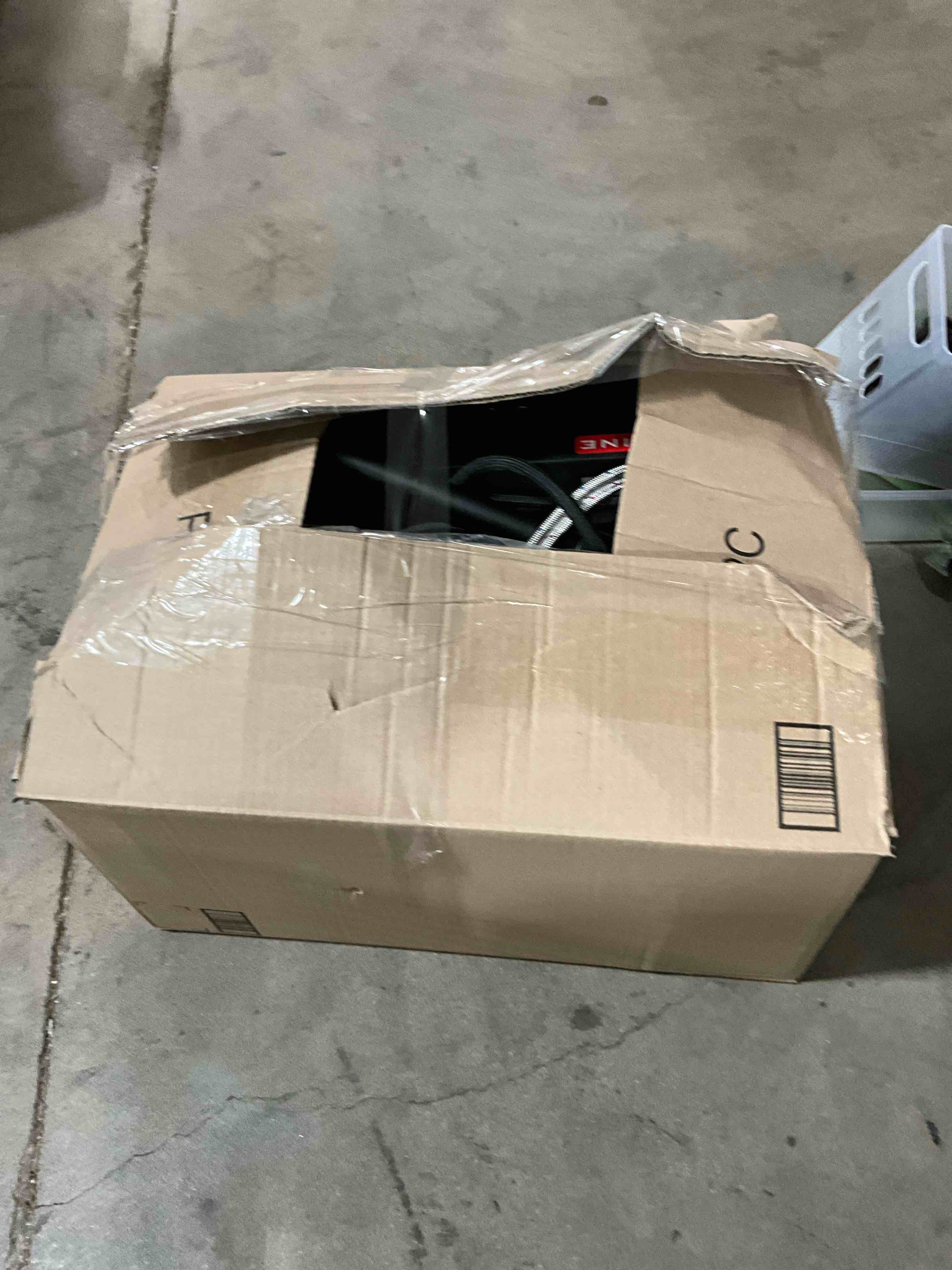 https://s3.amazonaws.com/lotting-images-prod/bidfta/PNK1237330_1760027514766.jpeg