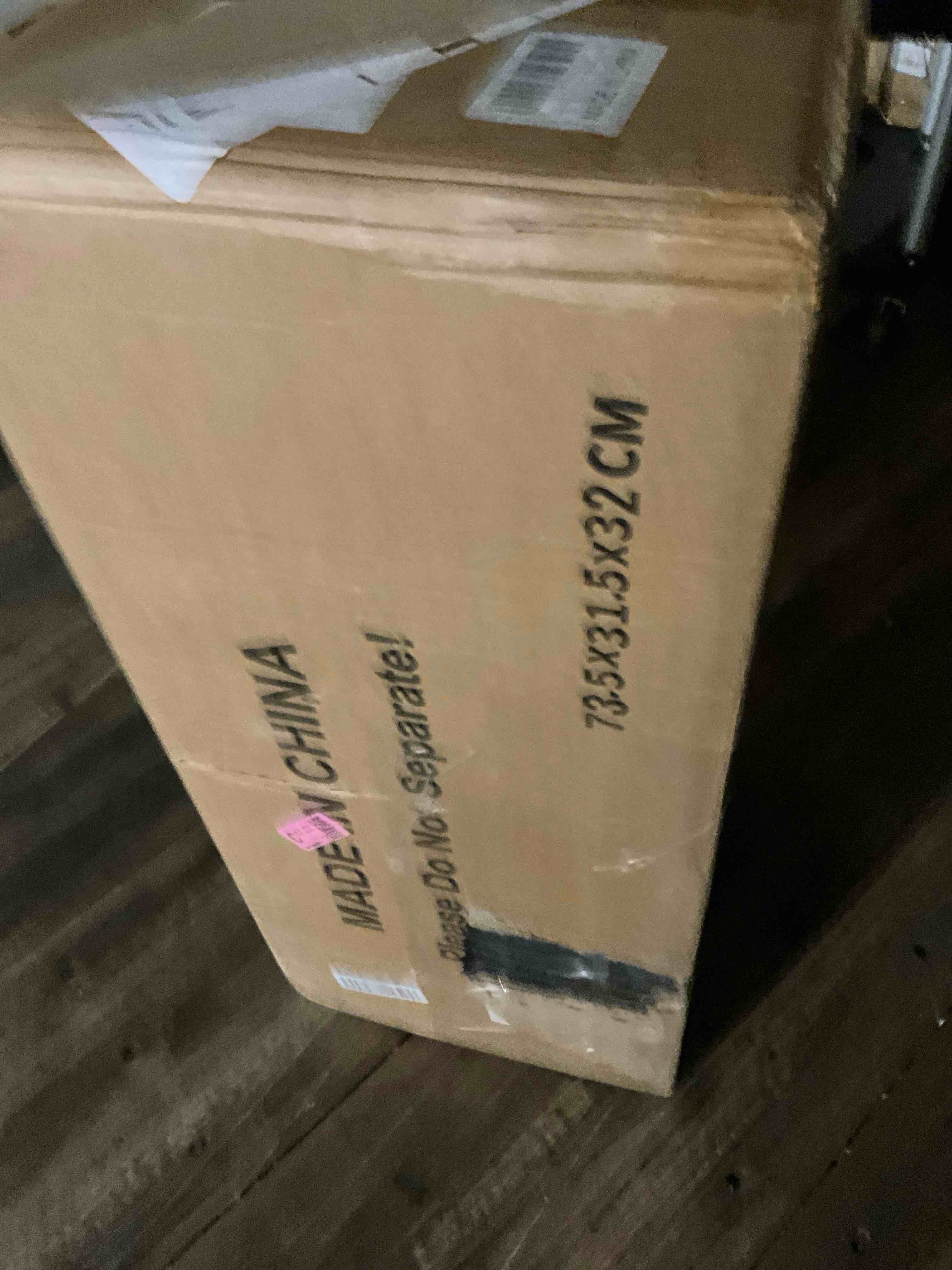 https://s3.amazonaws.com/lotting-images-prod/bidfta/PNK1237490_1760103883017.jpeg