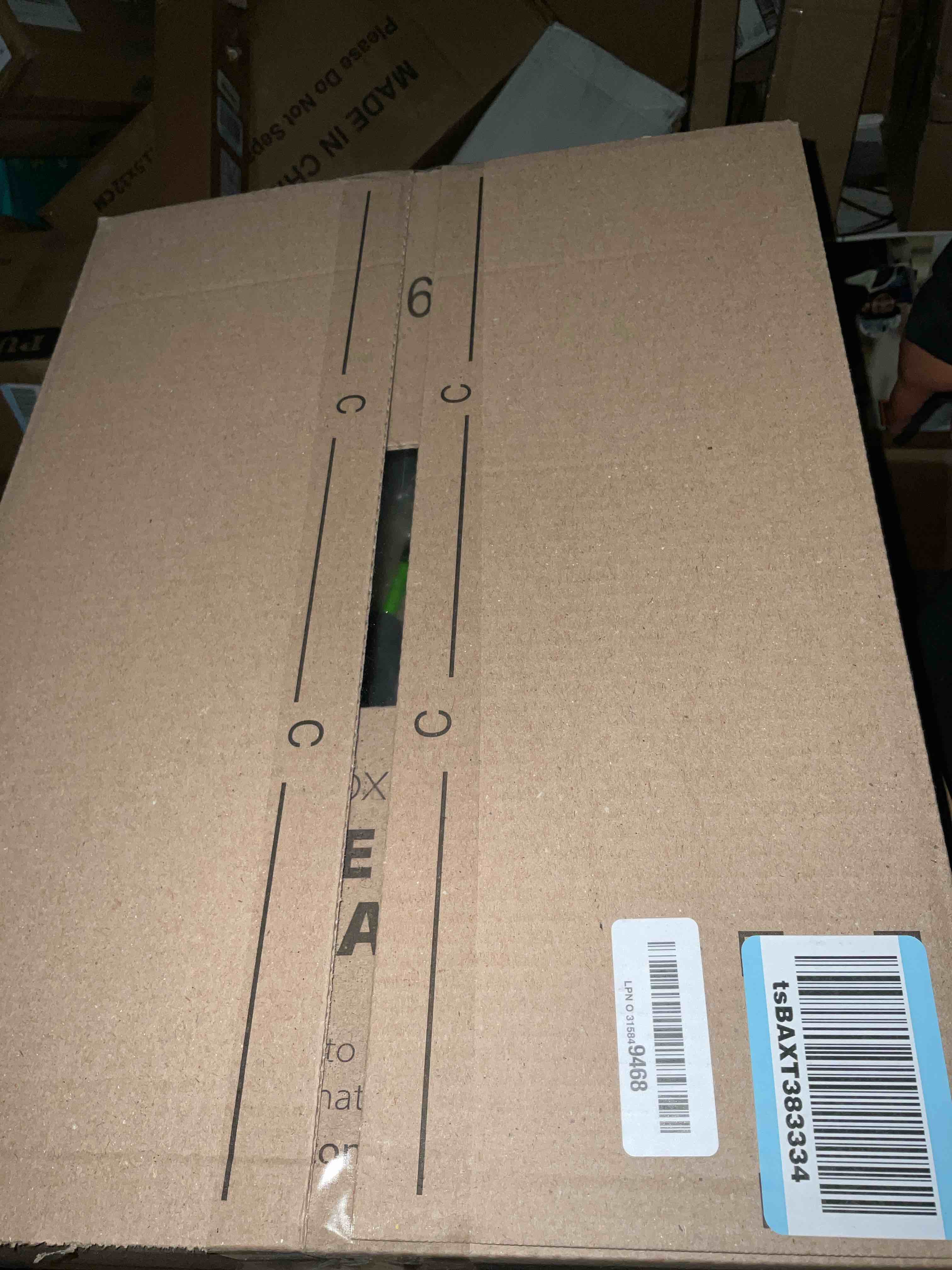 https://s3.amazonaws.com/lotting-images-prod/bidfta/PNK1237500_1760104893597.jpeg