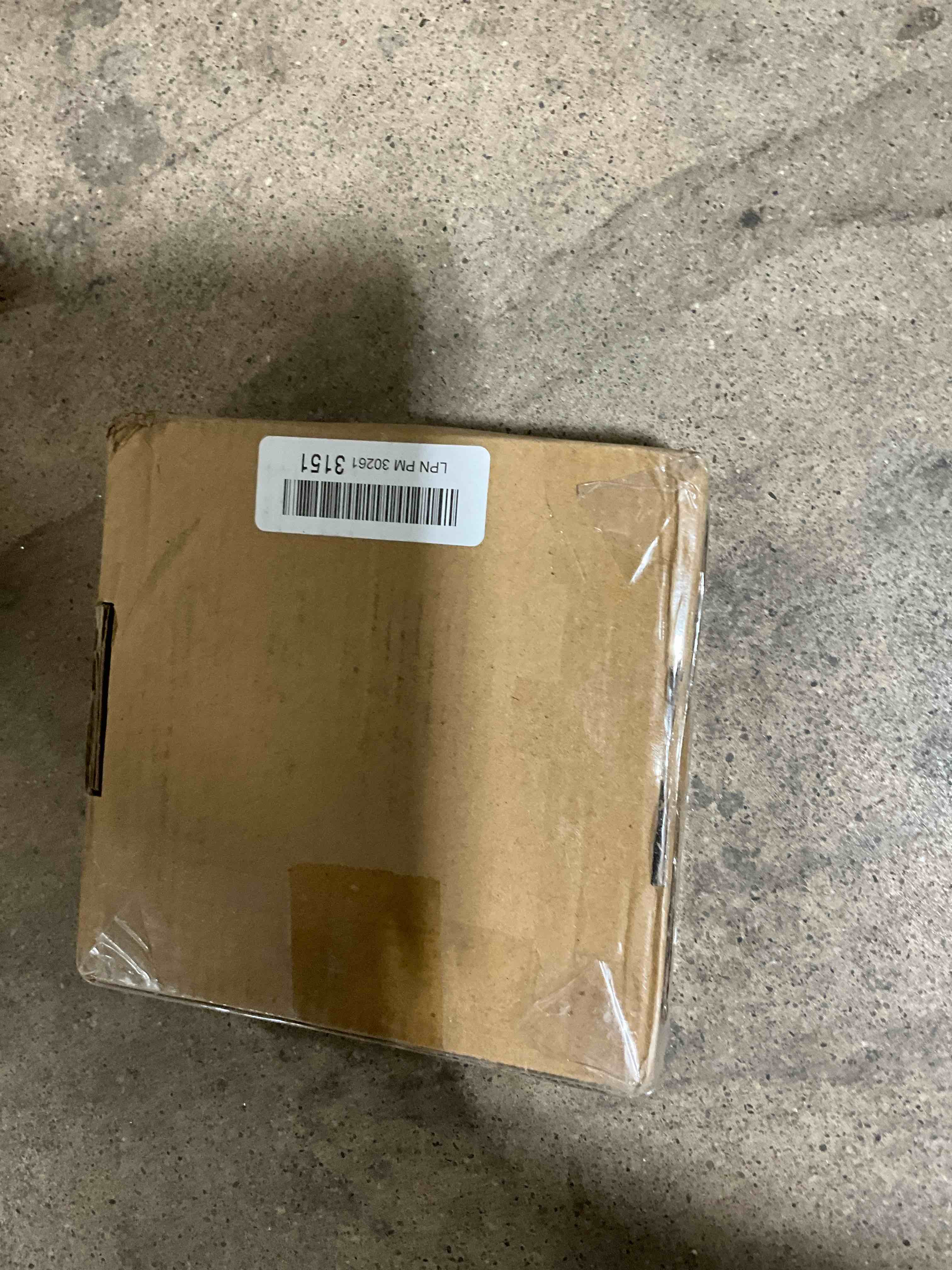 https://s3.amazonaws.com/lotting-images-prod/bidfta/PNK1237628_1760110422951.jpeg