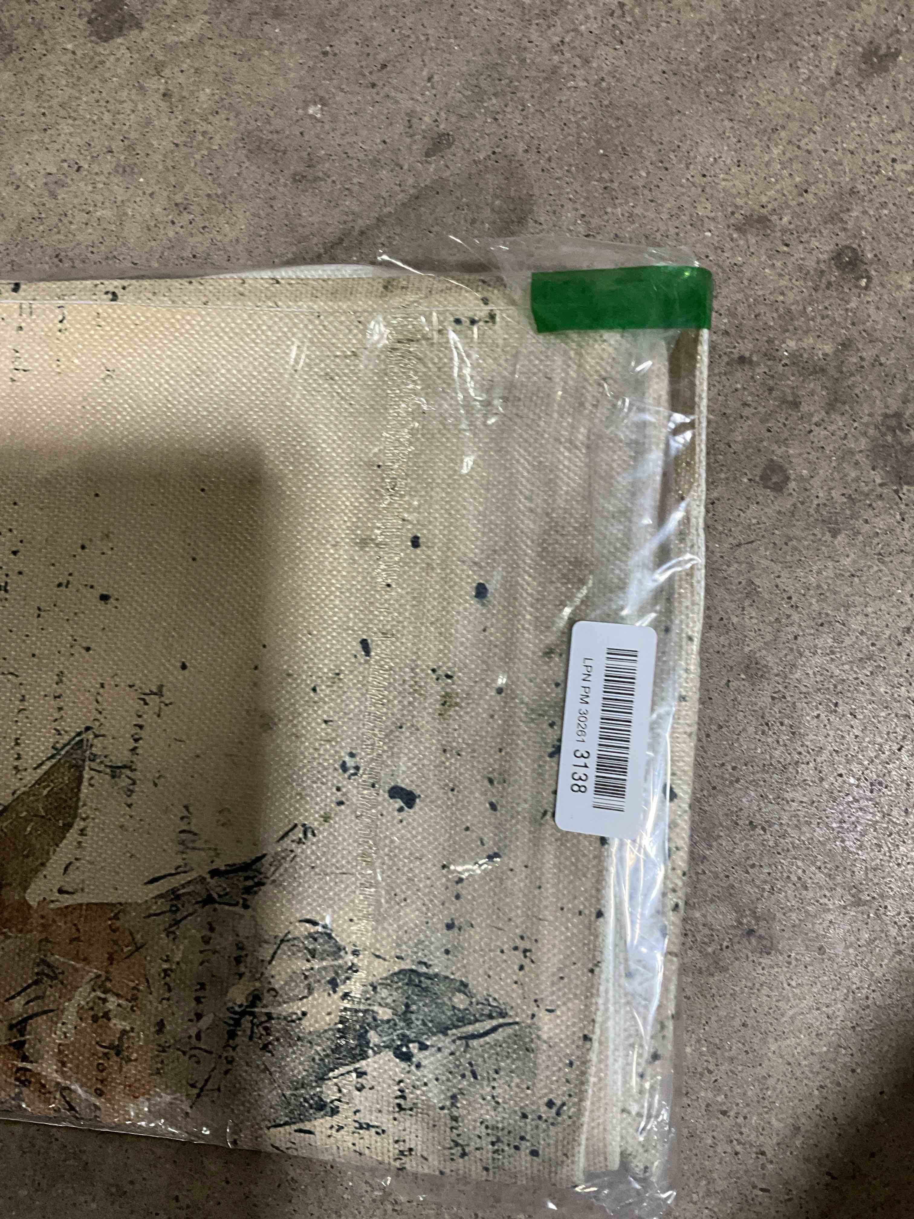 https://s3.amazonaws.com/lotting-images-prod/bidfta/PNK1237629_1760110448791.jpeg