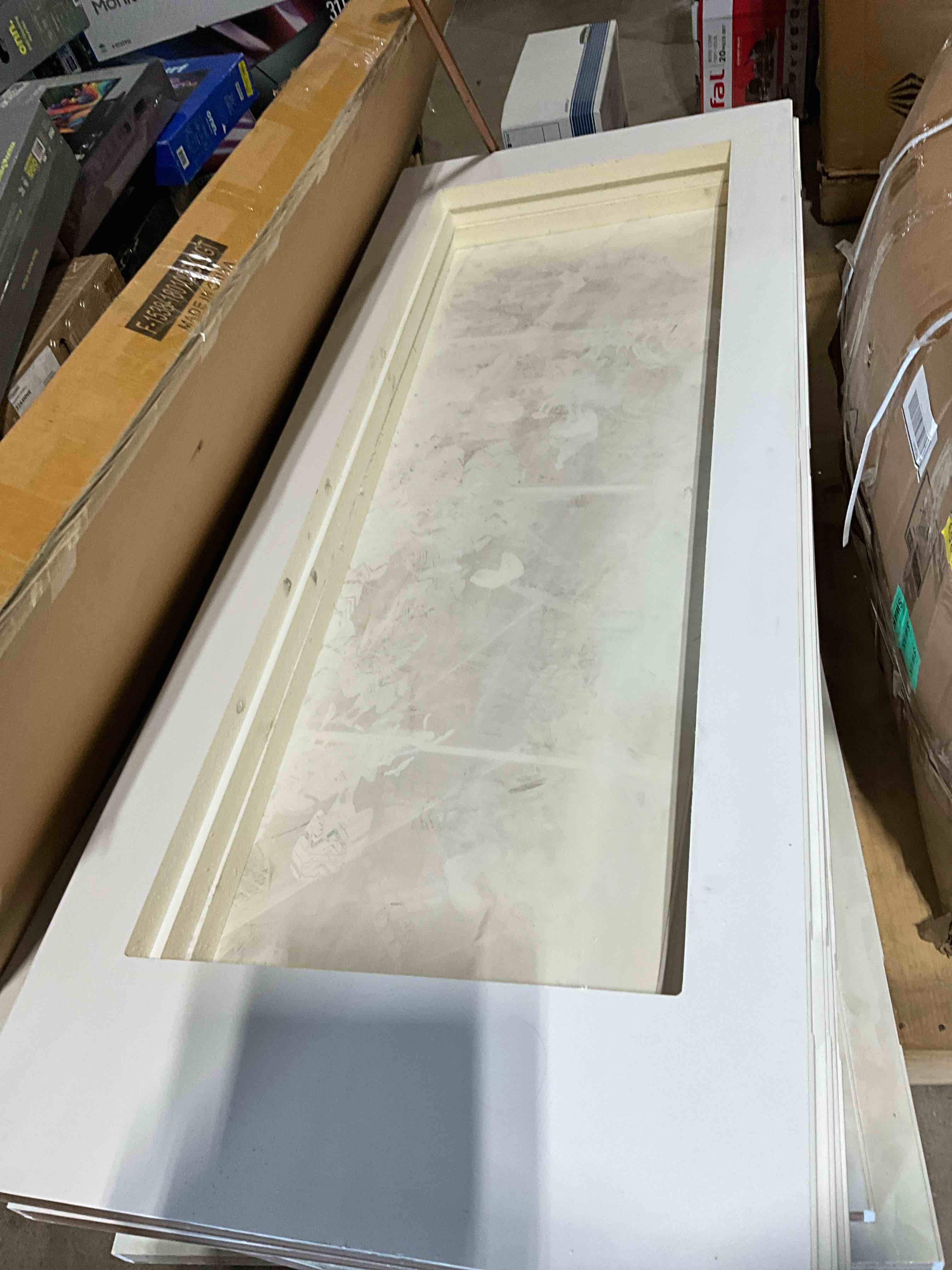 EXTERIOR SLAB DOOR WITH CUTOUT 79X 32