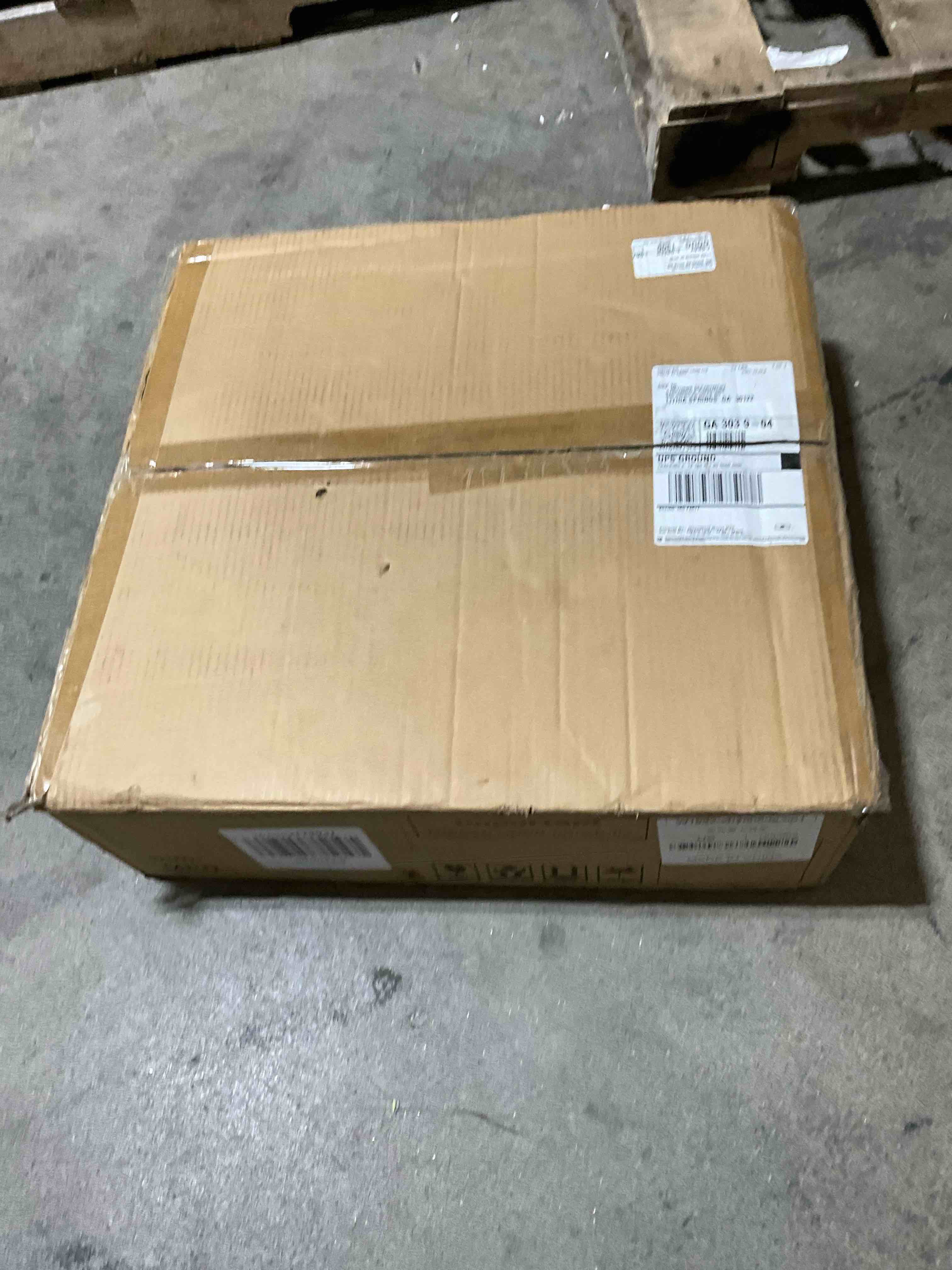 https://s3.amazonaws.com/lotting-images-prod/bidfta/PNK1238064_1760632852343.jpeg