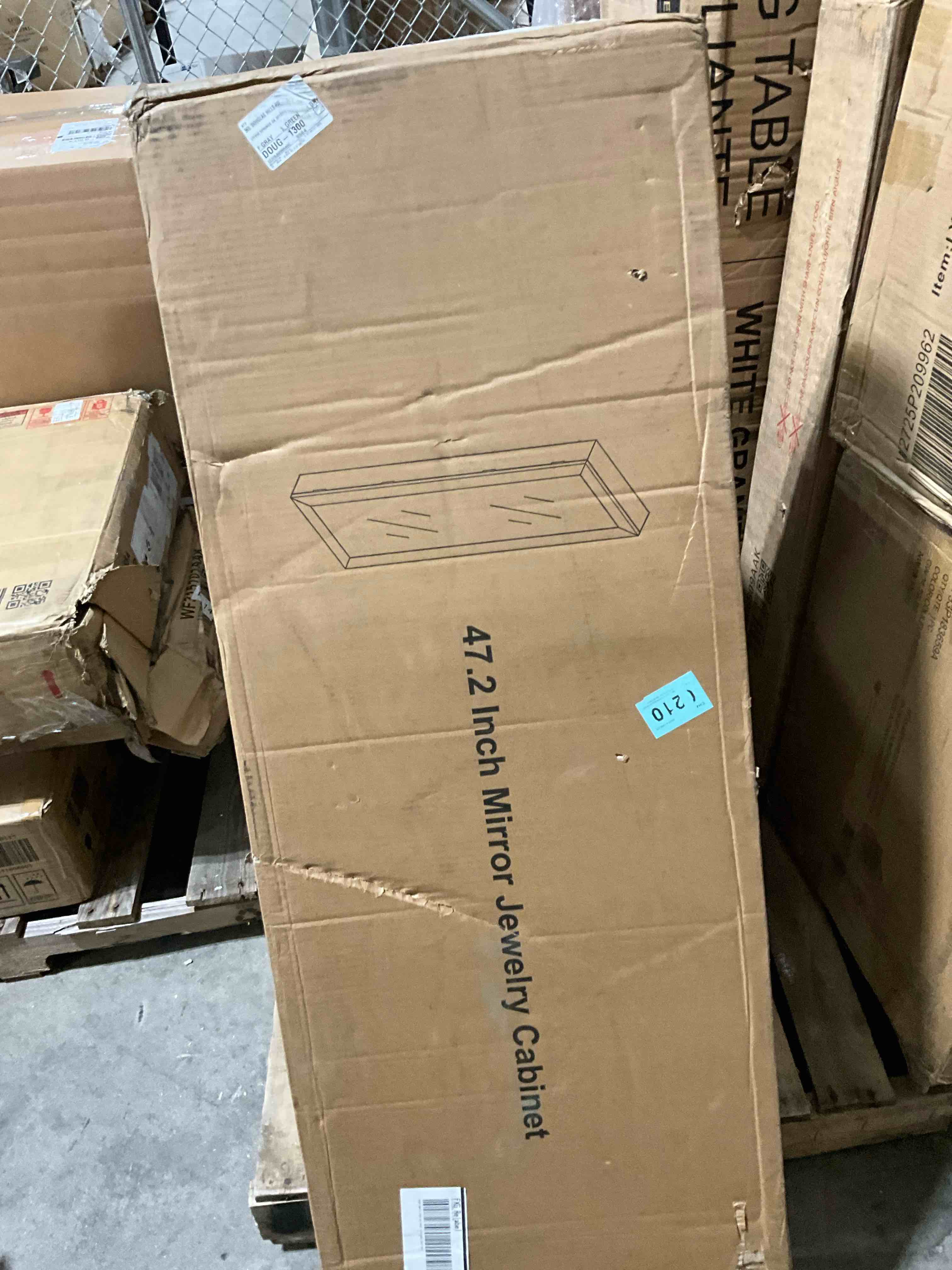 https://s3.amazonaws.com/lotting-images-prod/bidfta/PNK1238105_1760630548896.jpeg