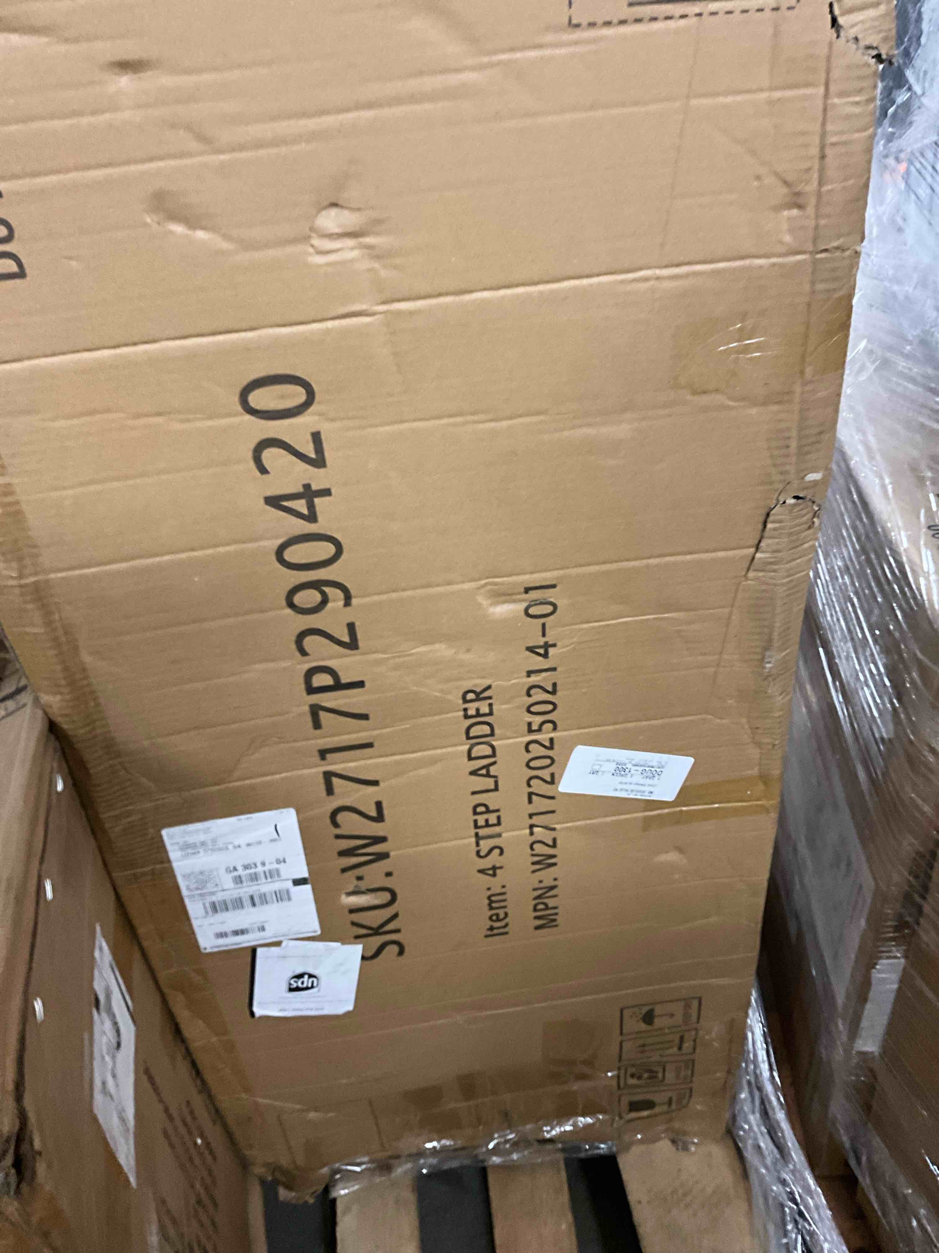https://s3.amazonaws.com/lotting-images-prod/bidfta/PNK1238322_1760971739473.jpeg