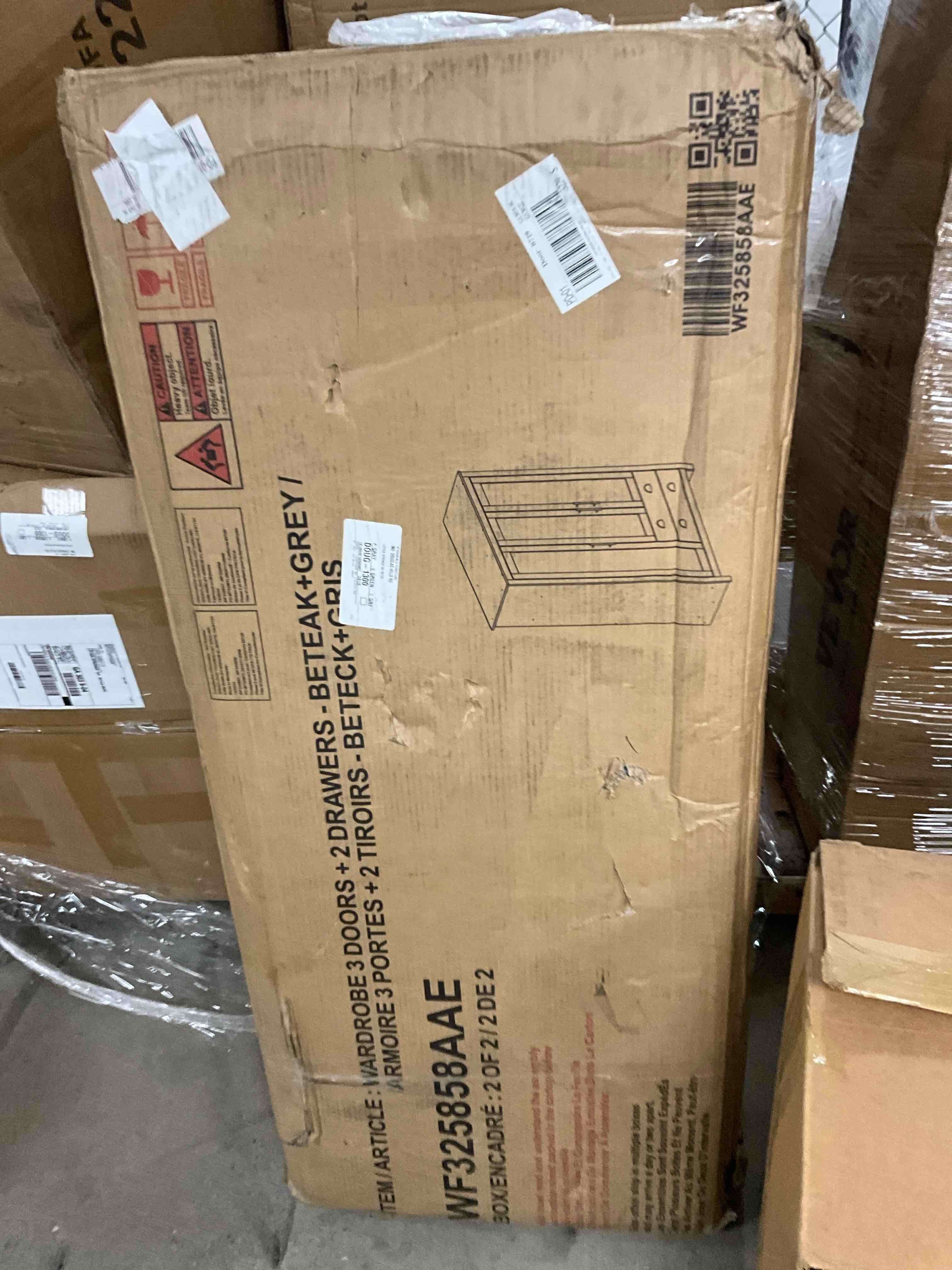 https://s3.amazonaws.com/lotting-images-prod/bidfta/PNK1238324_1760970861504.jpeg