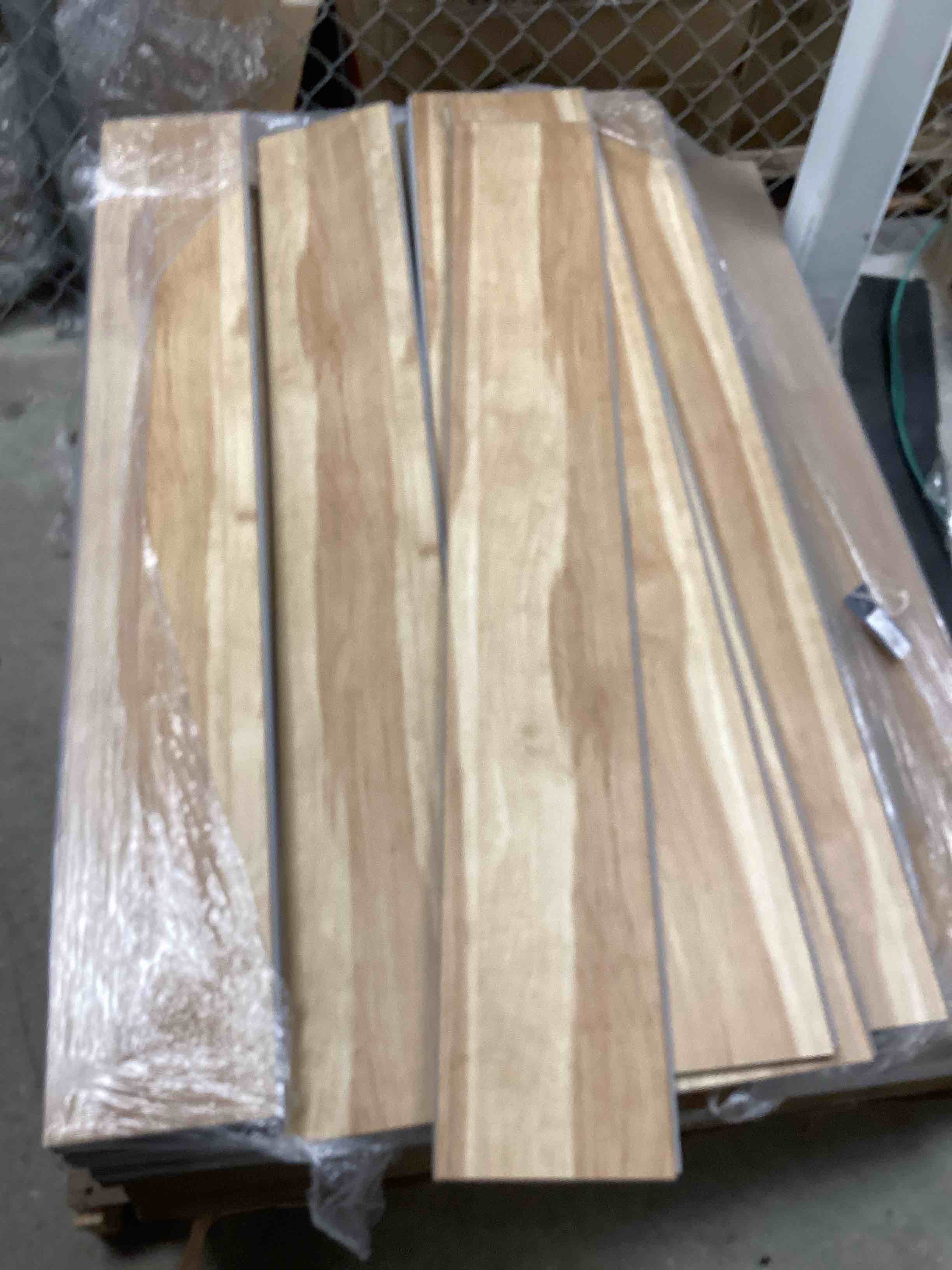 assorted vinyl flooring