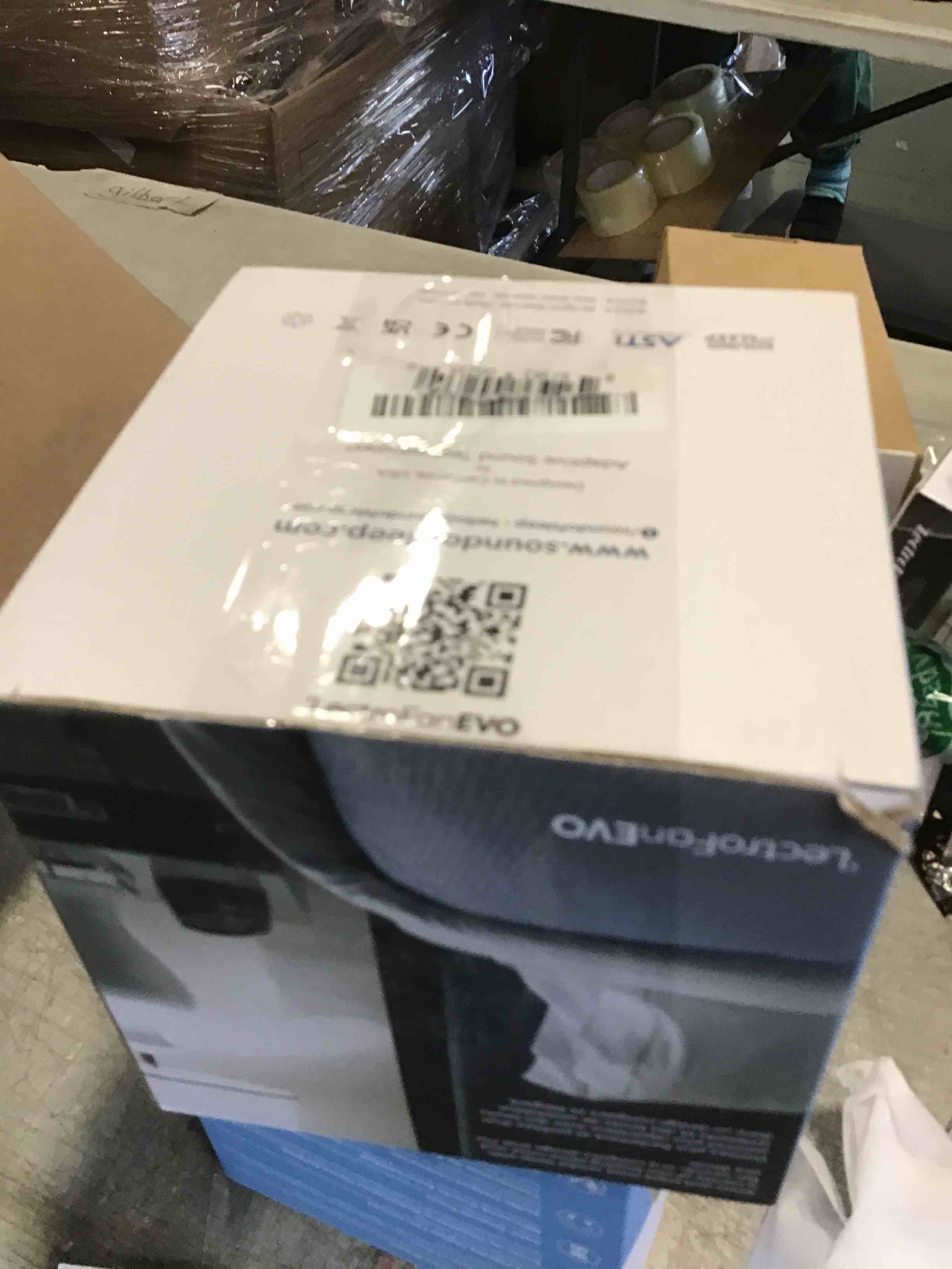 https://s3.amazonaws.com/lotting-images-prod/bidfta/PNK1242330_1735241736239.jpeg