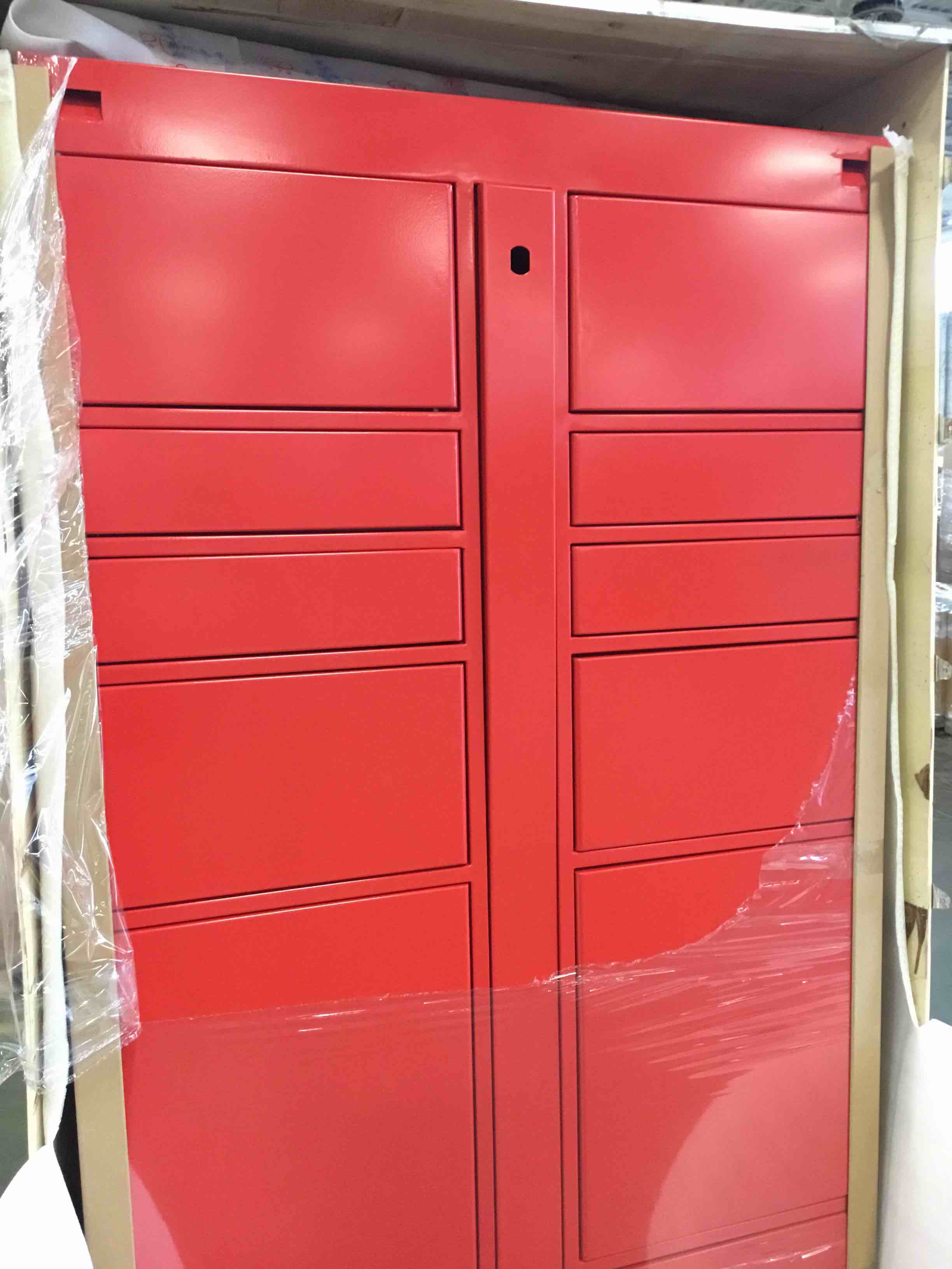 https://s3.amazonaws.com/lotting-images-prod/bidfta/PNK1243014_1733926679446.jpeg