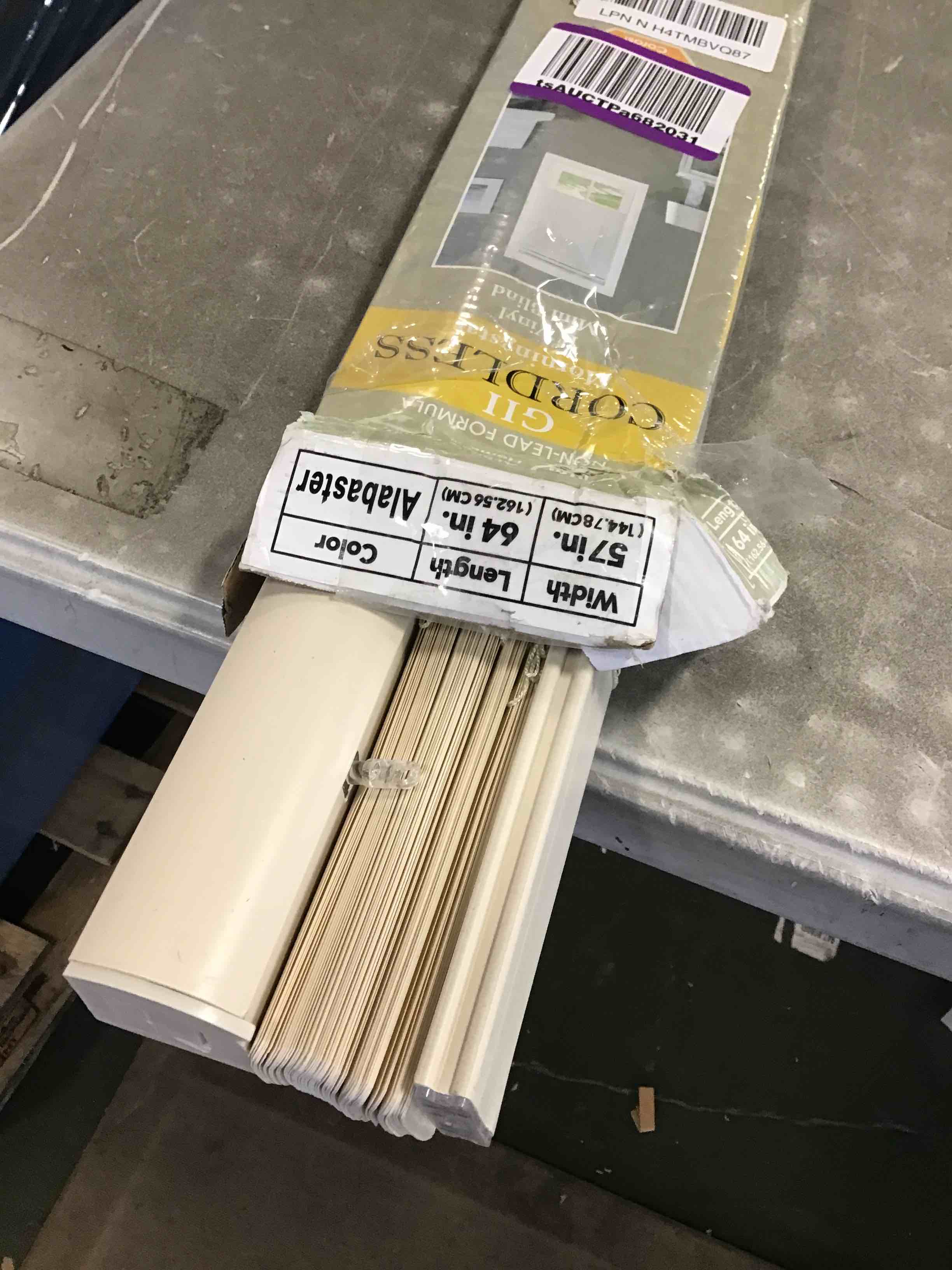 https://s3.amazonaws.com/lotting-images-prod/bidfta/PNK1251279_1735660034125.jpeg