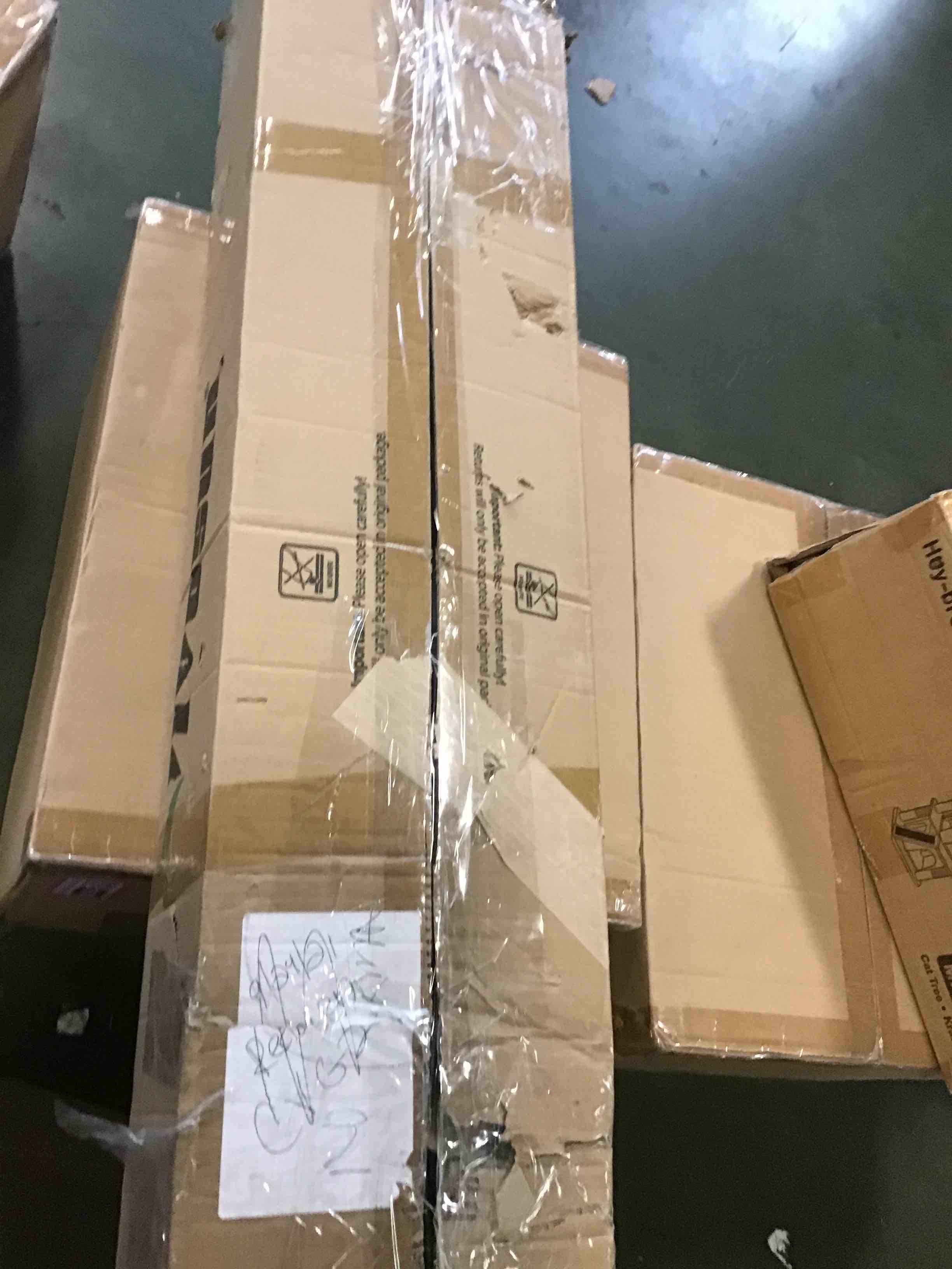 https://s3.amazonaws.com/lotting-images-prod/bidfta/PNK1251855_1735933468713.jpeg