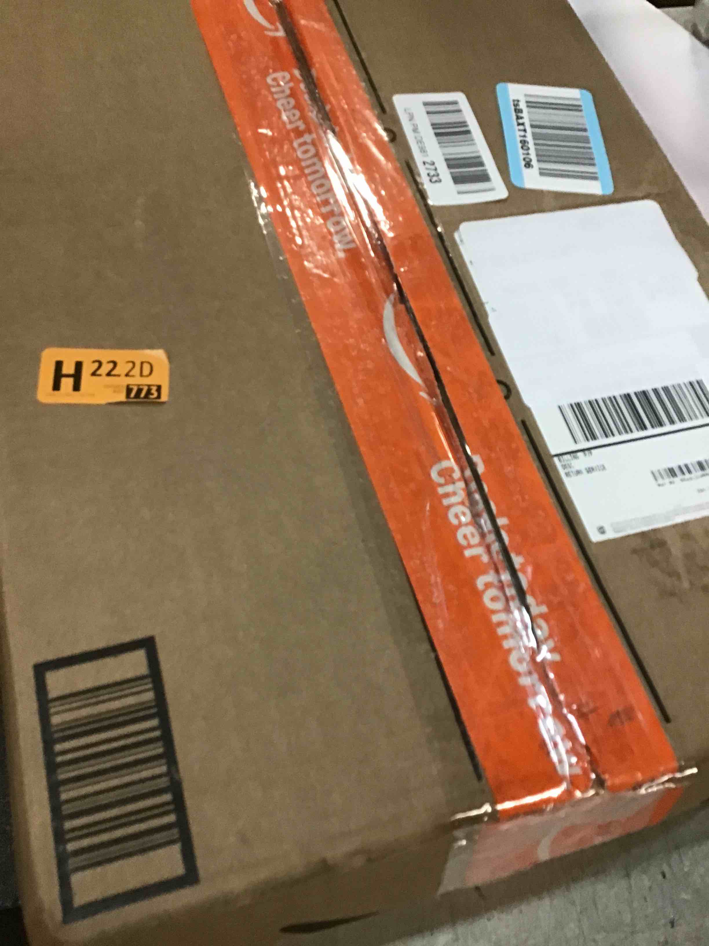https://s3.amazonaws.com/lotting-images-prod/bidfta/PNK1255211_1734437896658.jpeg