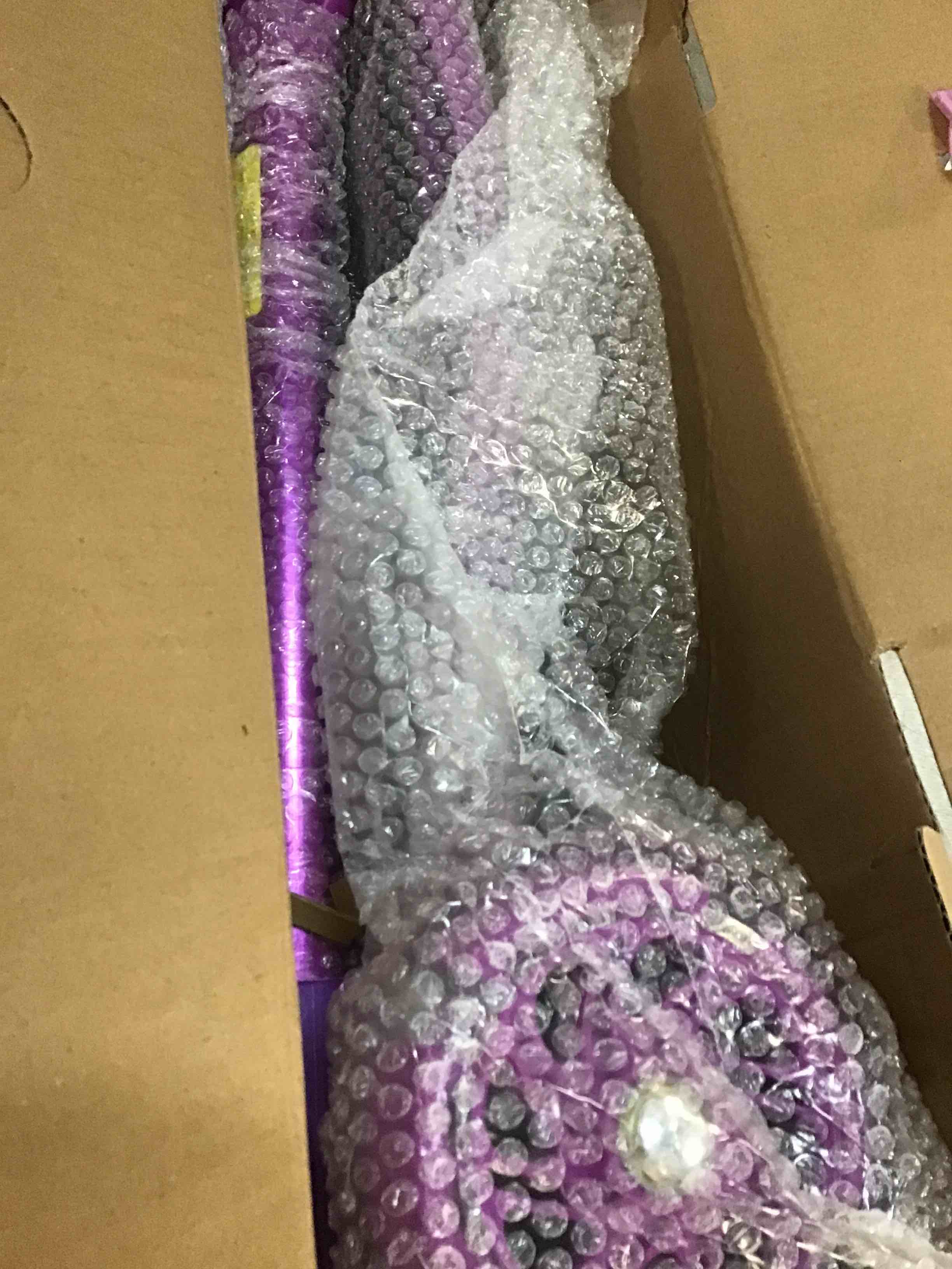https://s3.amazonaws.com/lotting-images-prod/bidfta/PNK1255316_1734453163469.jpeg